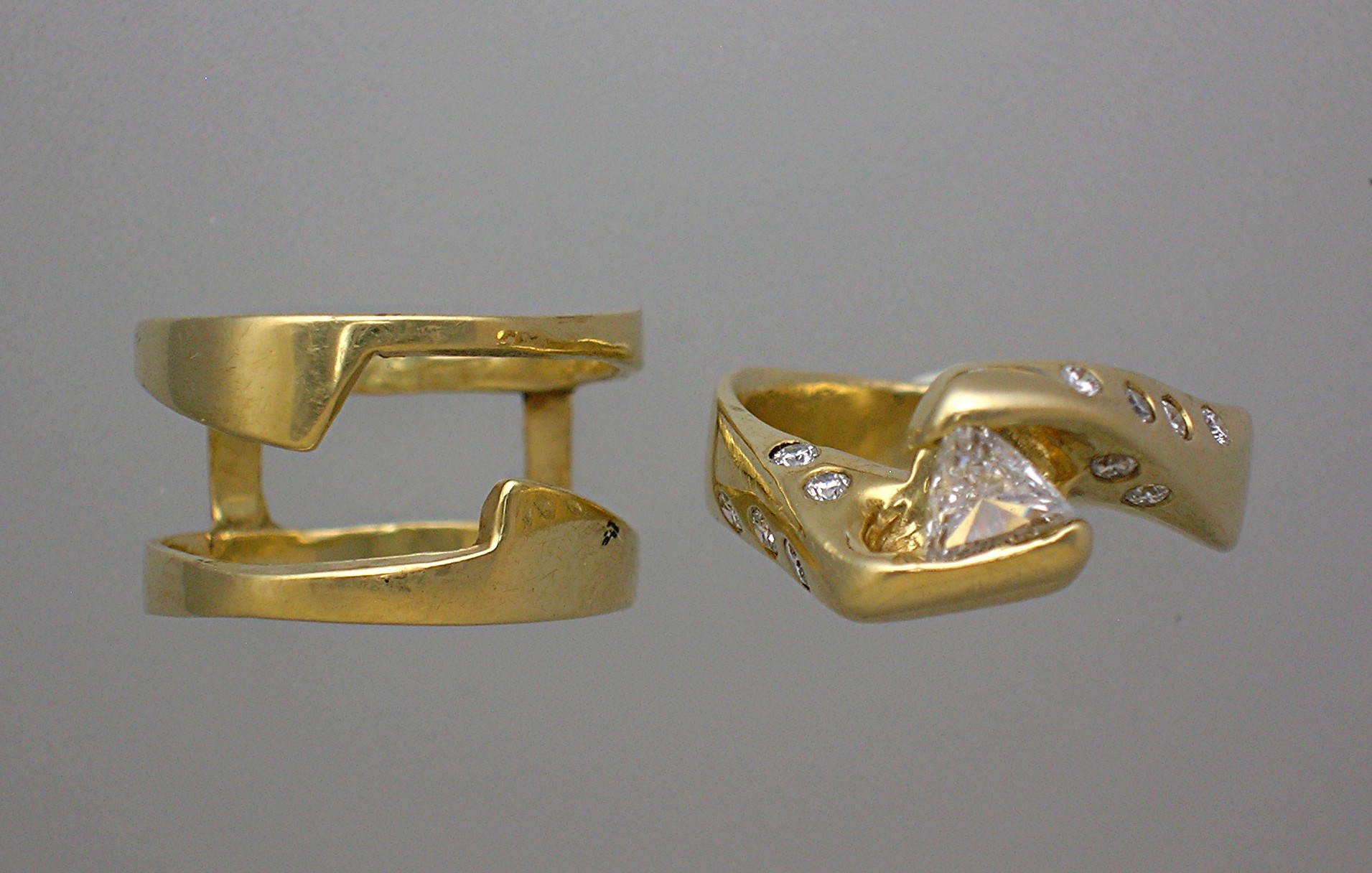 Ring Wedding14K  Gold Trillion Round Diamond Wedding