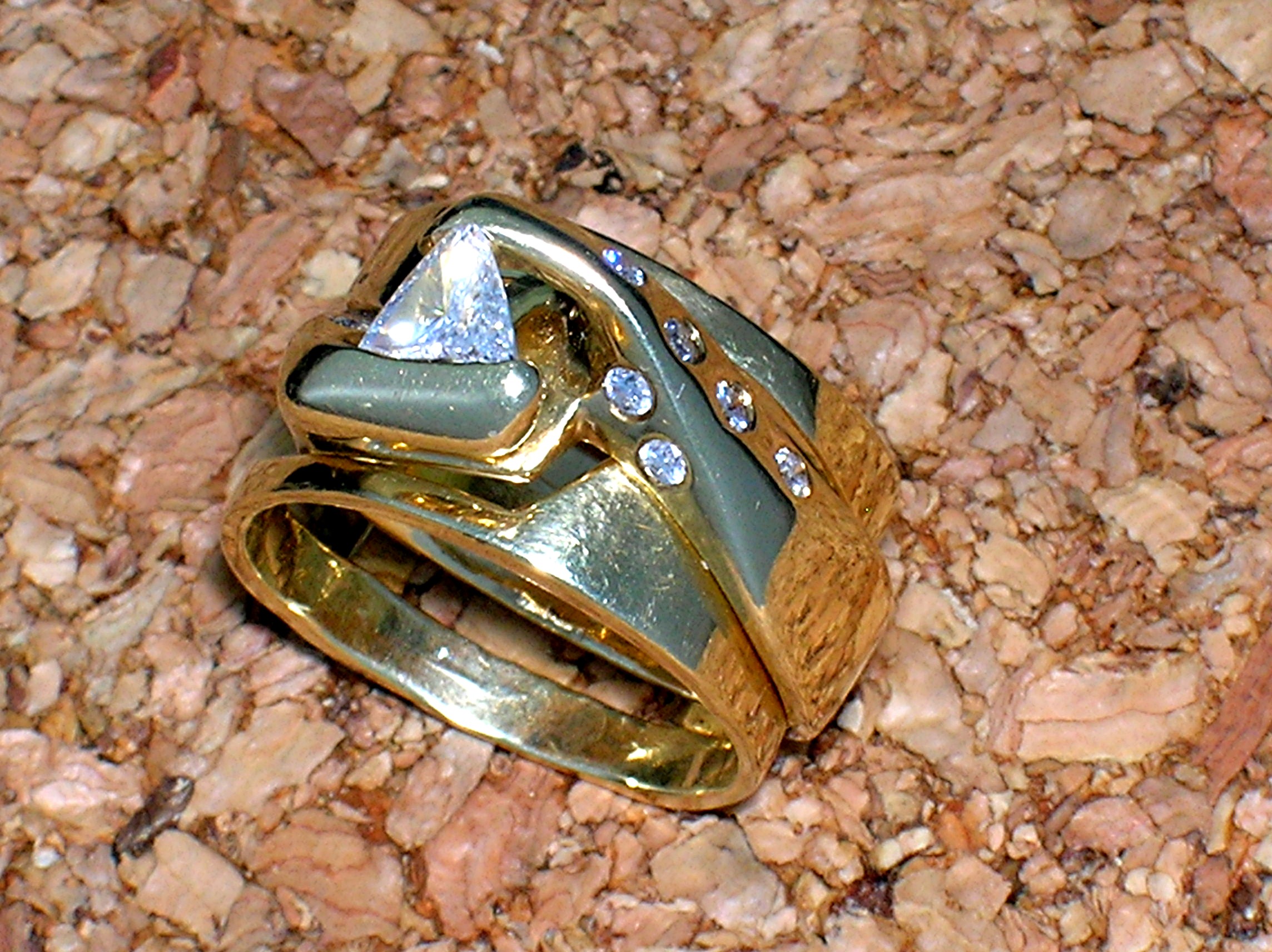 Ring Wedding14K  Gold Trillion Round Diamond Wedding