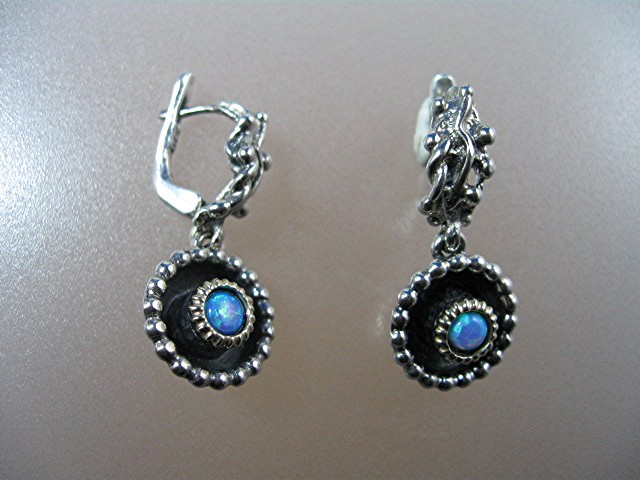 Sterling Silver Opal Pierced Earrings.