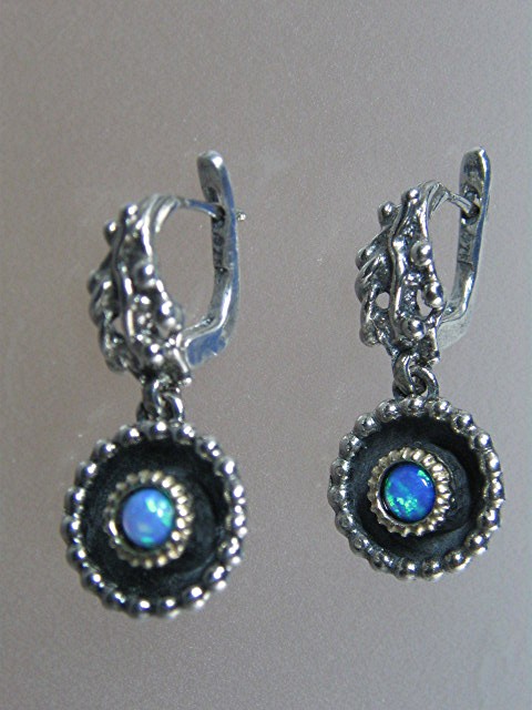 Sterling Silver Opal Pierced Earrings.