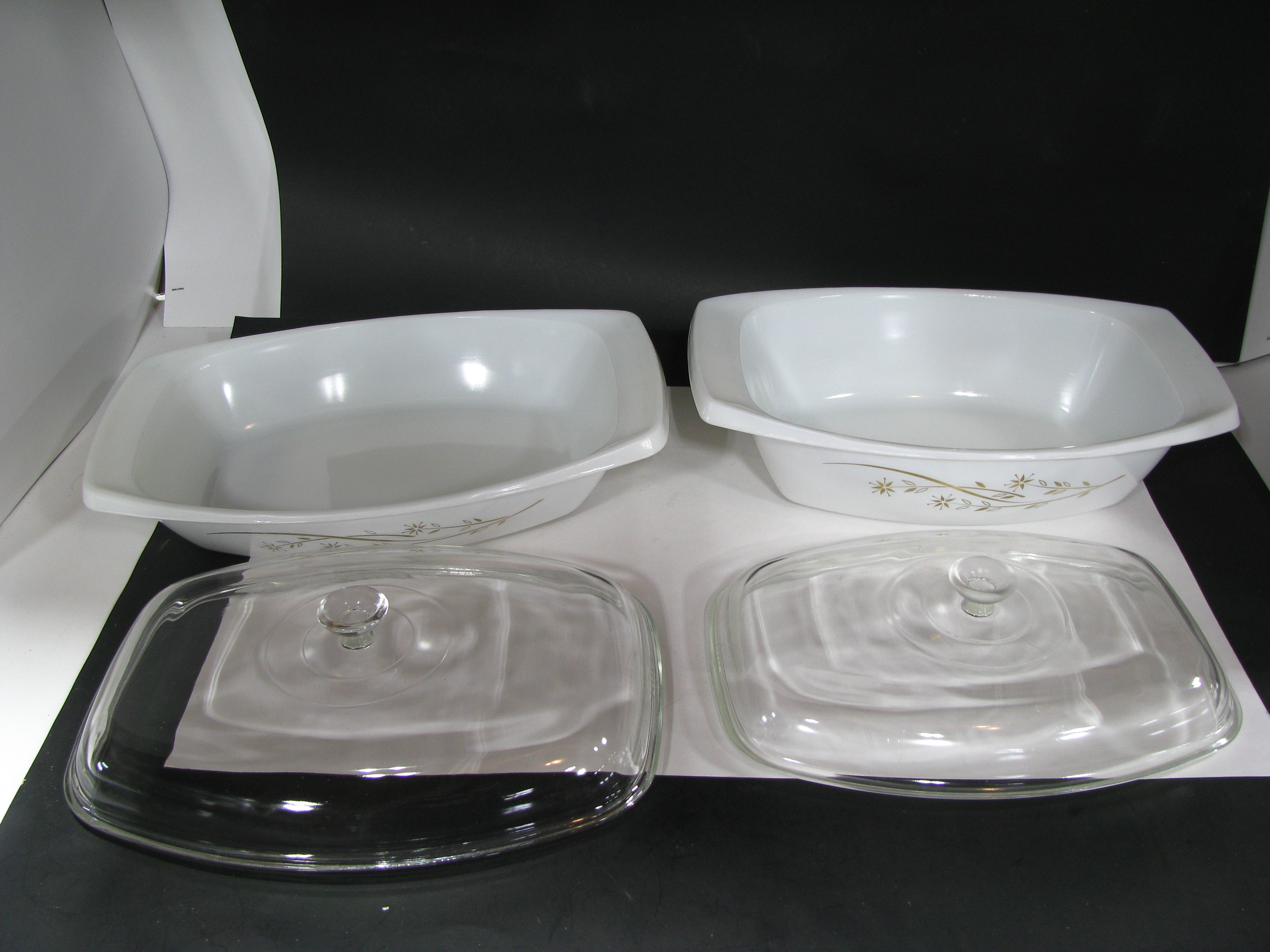 Pyrex 2 Golden Honeysuckle Casserole Dishes