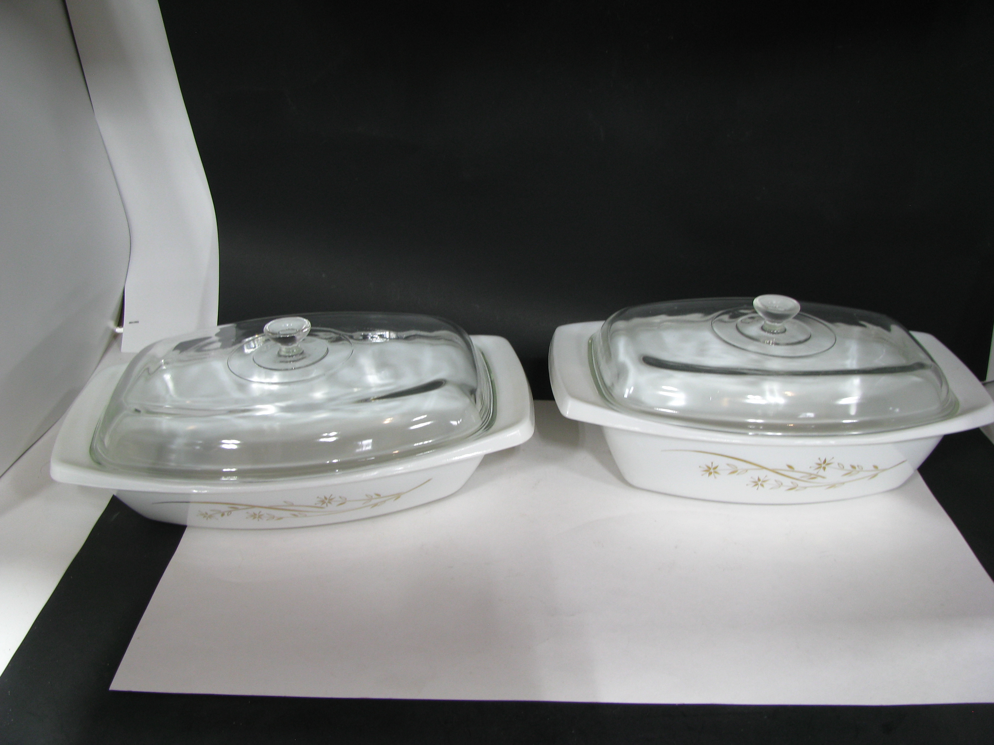 Pyrex 2 Golden Honeysuckle Casserole Dishes