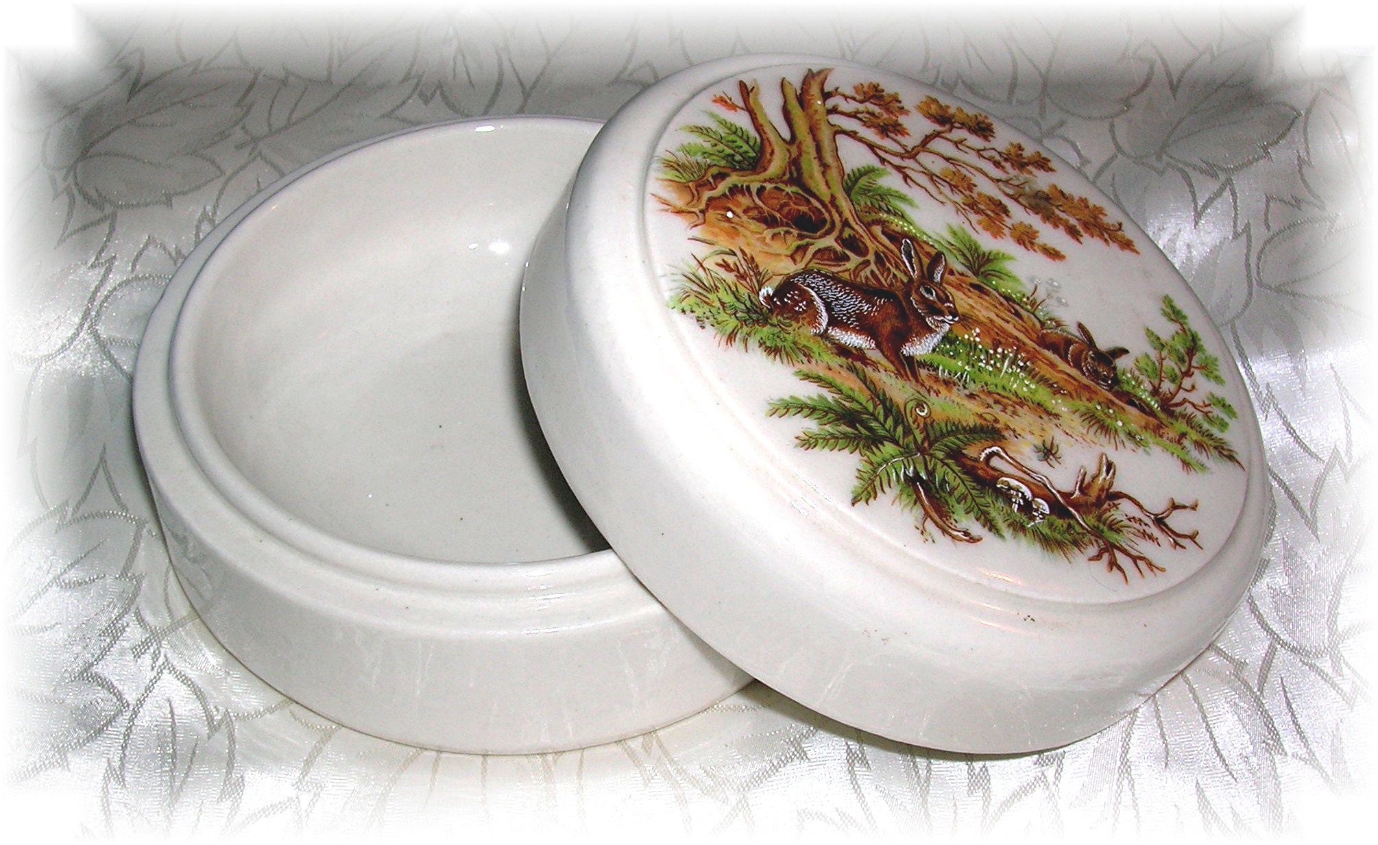 Porcelain jar relish pot with lid rabbits scene