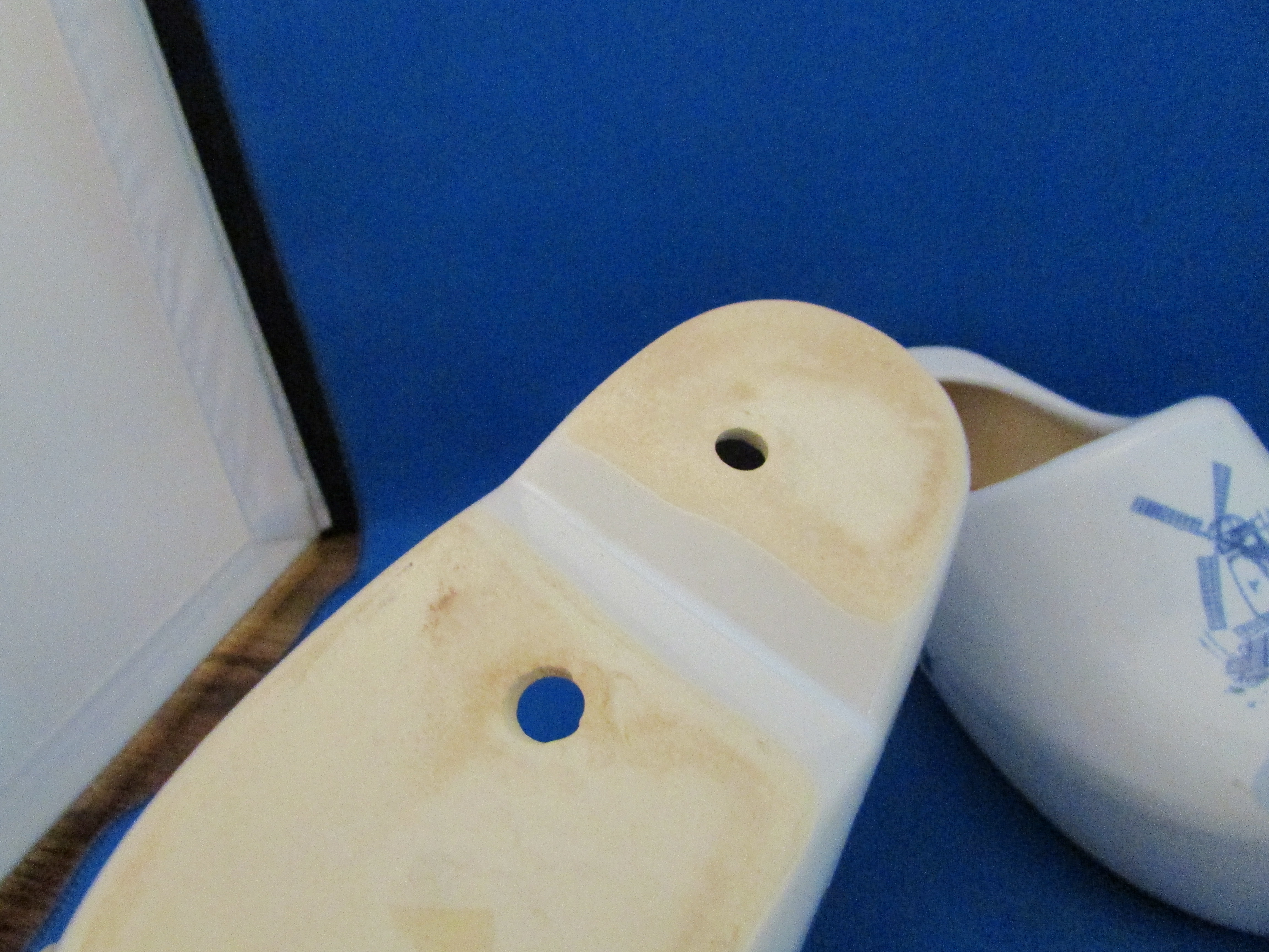 Porcelain Delft Style Wooden Shoes Wall Pocket