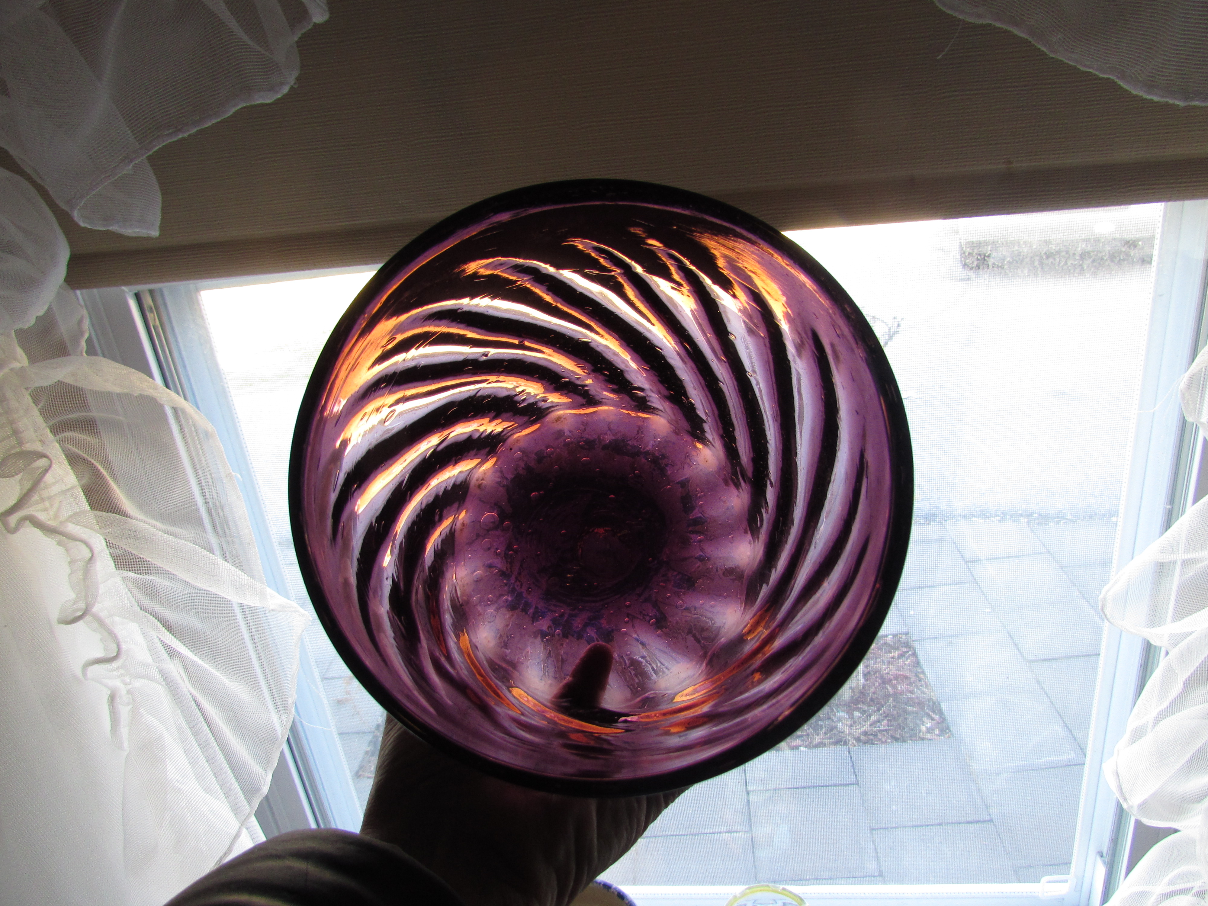 Purple Amethyst Swirl Blown Art Glass Ice Bucket