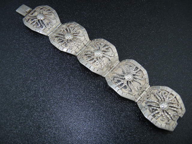 Taxco Mexico  Sterling Silver Los Ballesteros Bracelet
