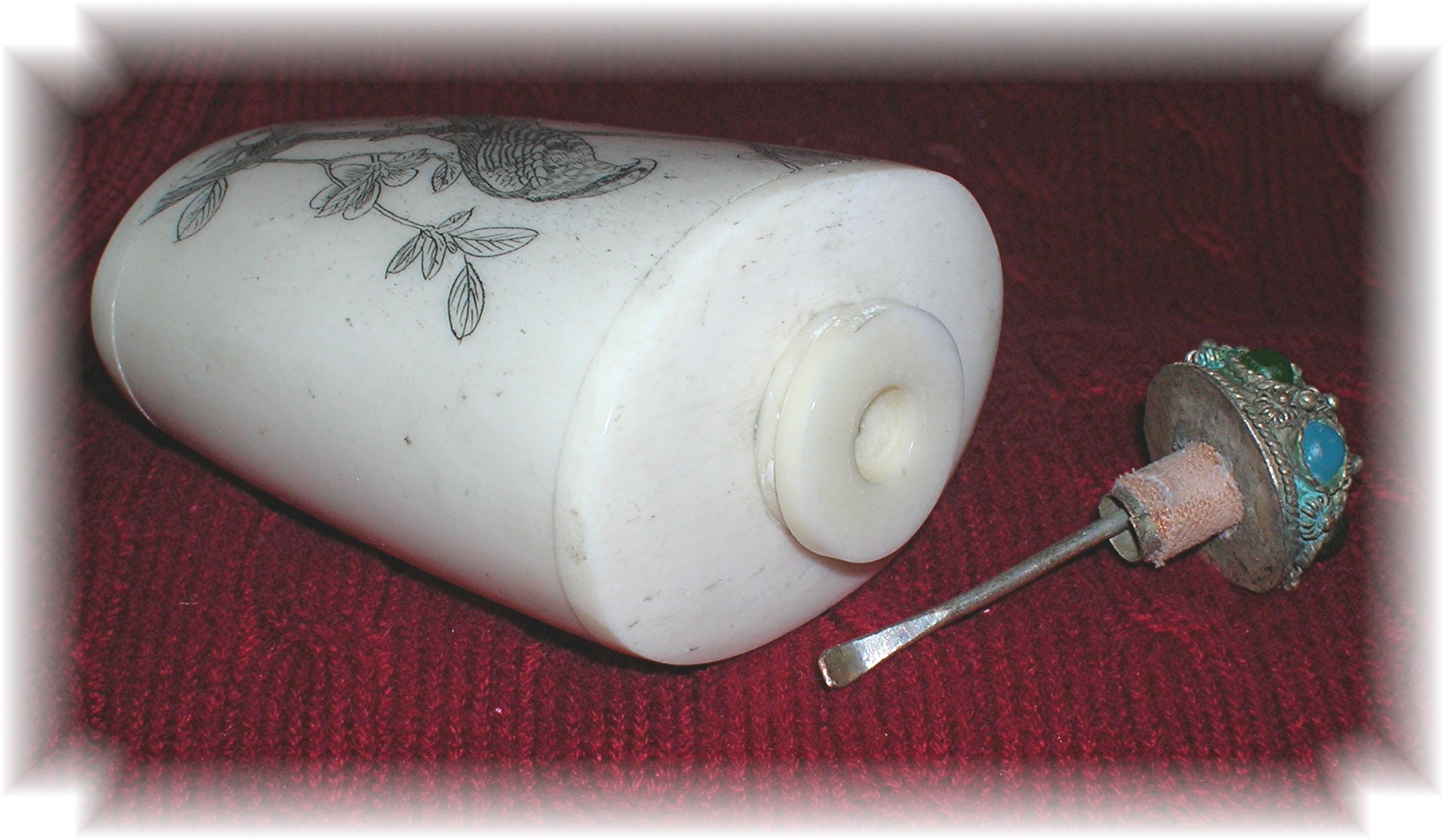 Bone/Ivory Snuff Bottle With Metal Spoon