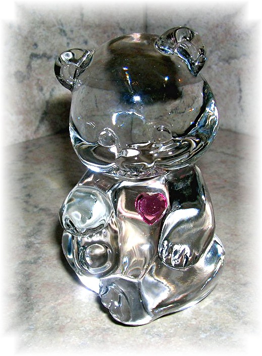 Fenton Clear Glass Bear With Heart