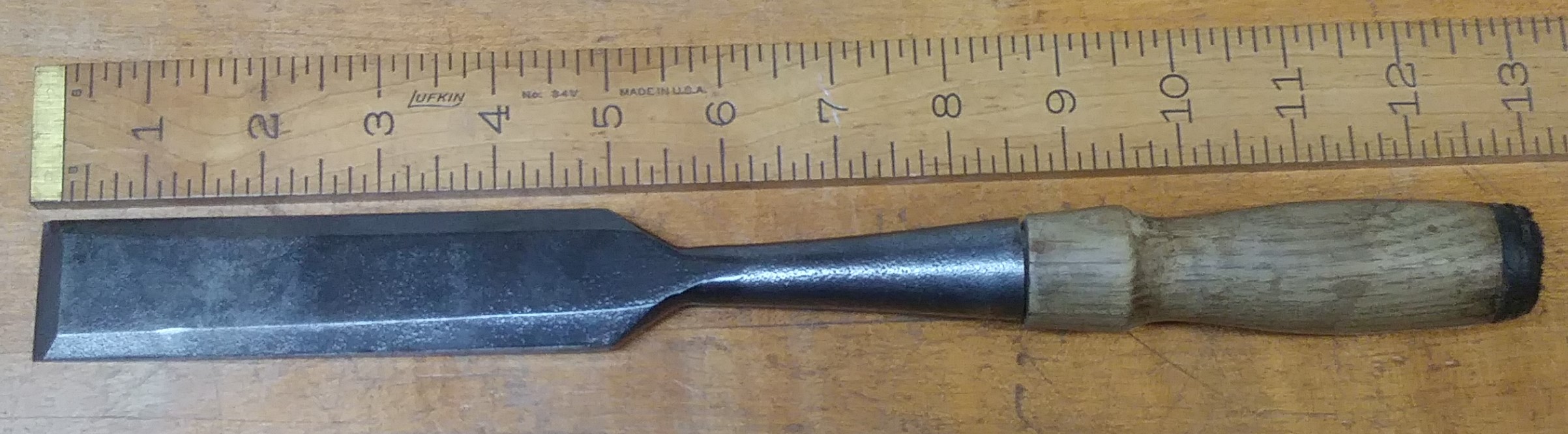 Antique Beveled Edge Socket Chisel 1.25 inch