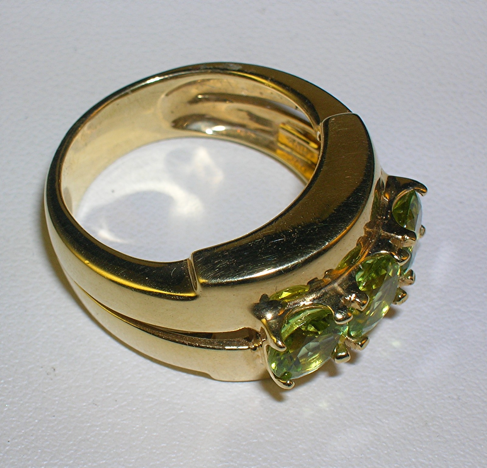 Ring  14K Gold and 2 1/2 Ct Peridot