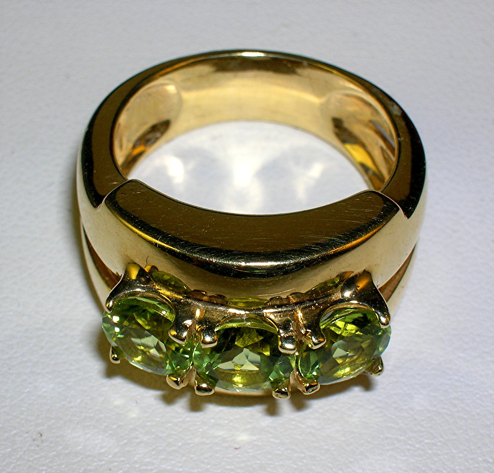 Ring  14K Gold and 2 1/2 Ct Peridot