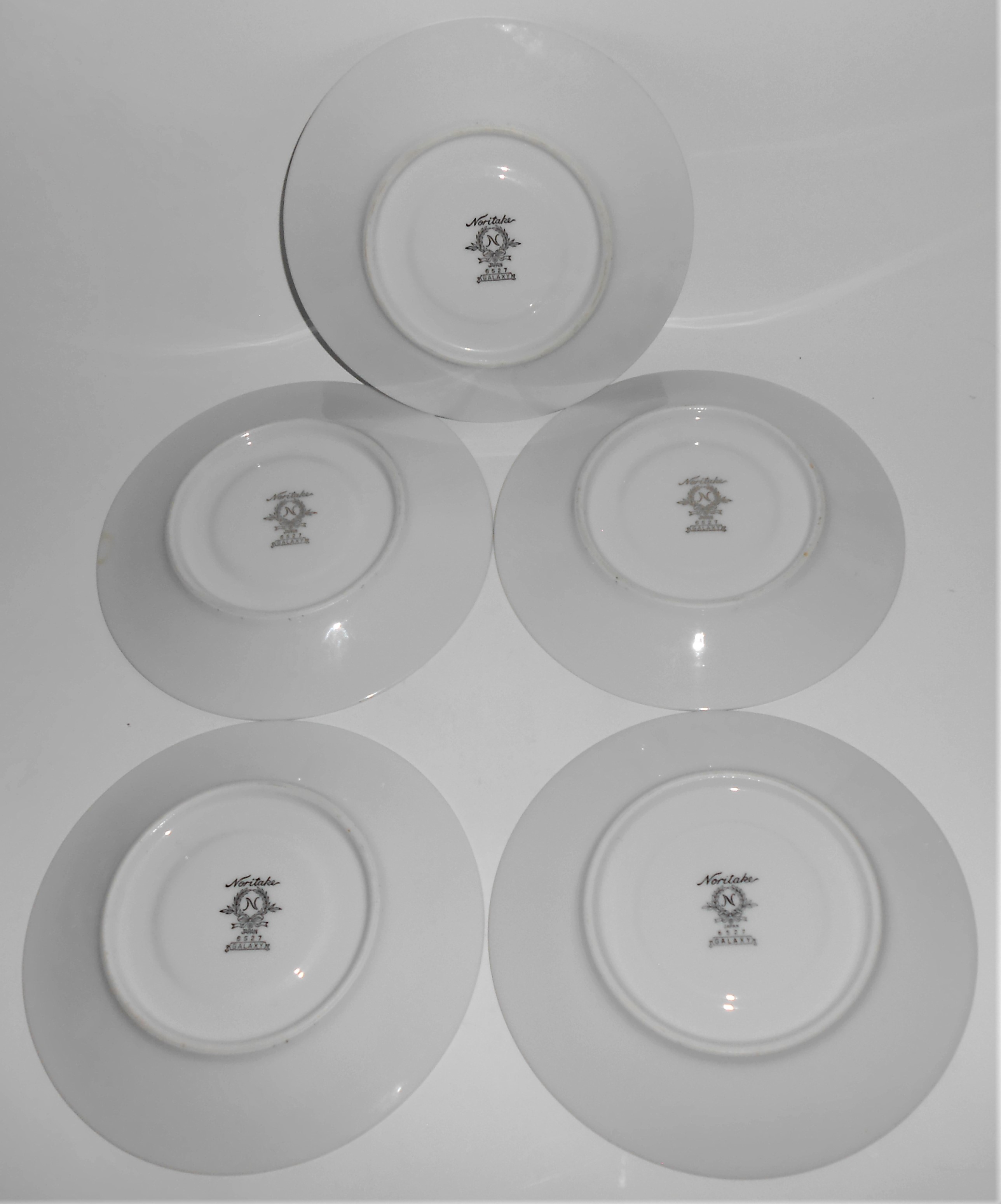Noritake Porcelain China 6527 Galaxy Platinum Set/5 Sau