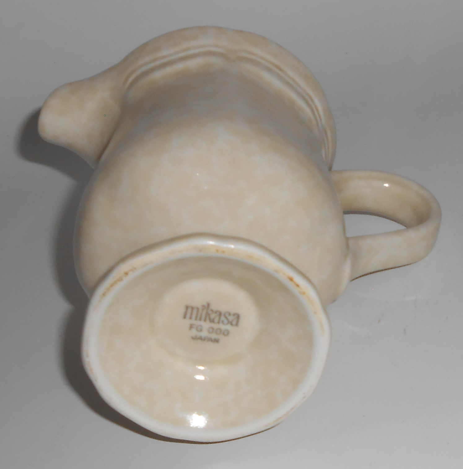 Mikasa China Country Charm Tennessee Creamer
