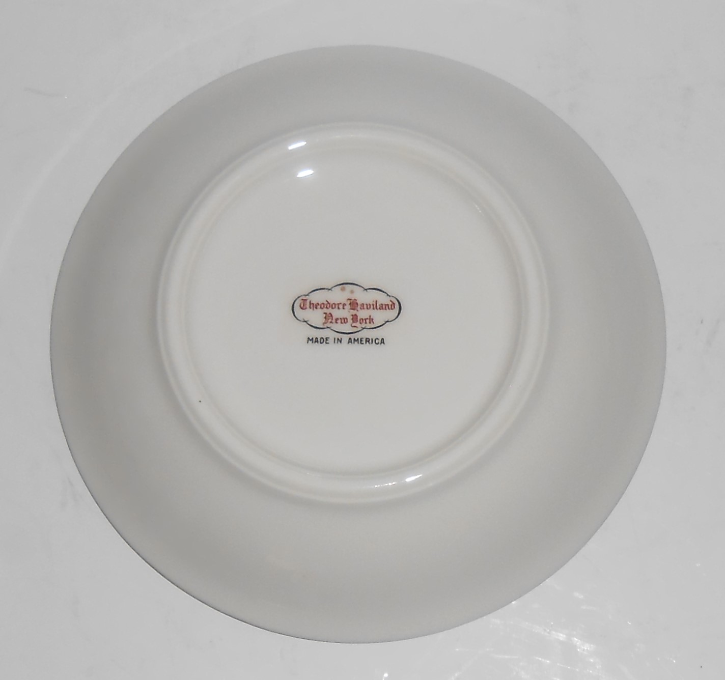 Theodore Haviland China Gotham w/Gold Fruit Bowl