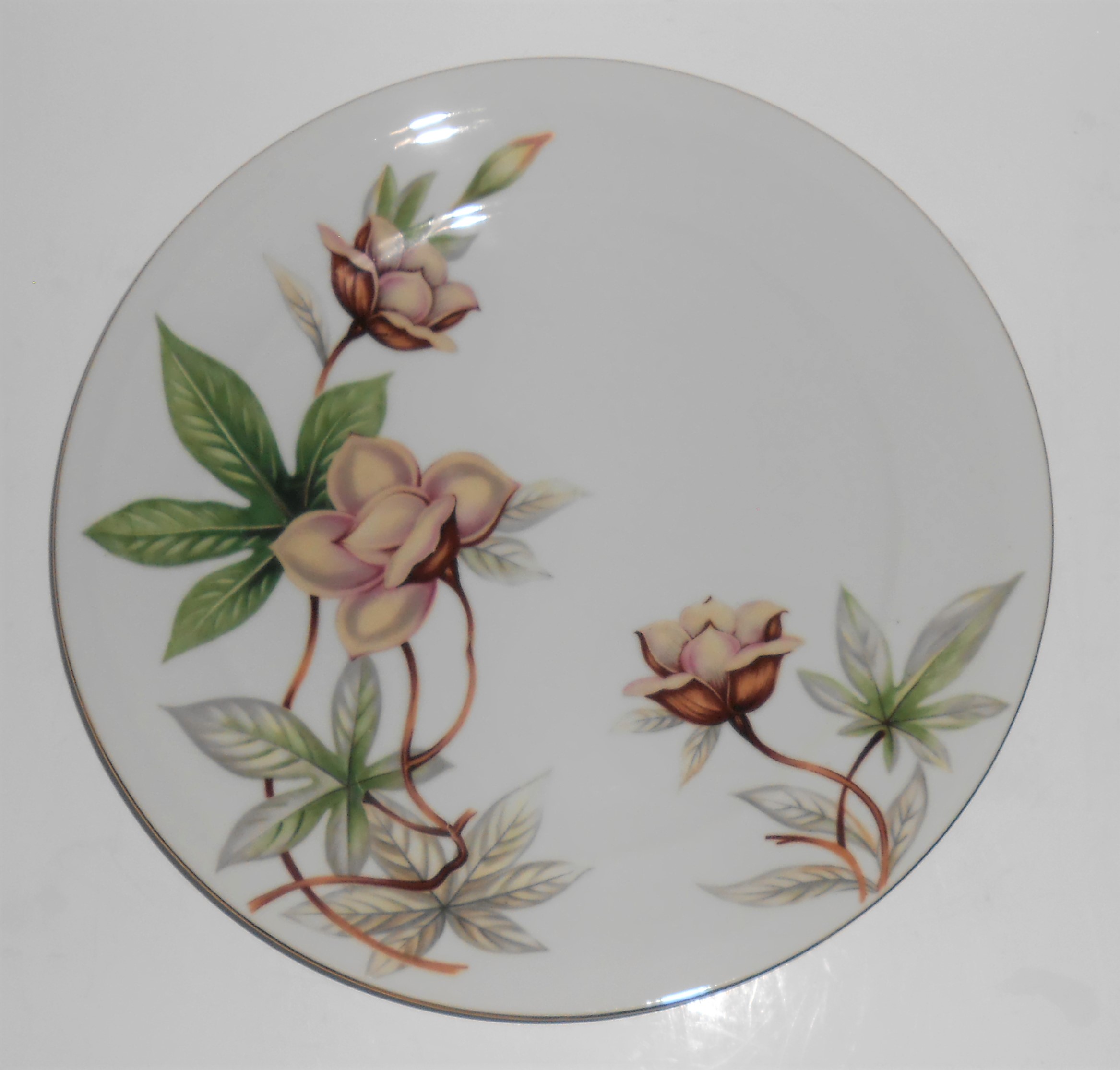 Meito China Porcelain Japan Woodrose Square Dinner Pl