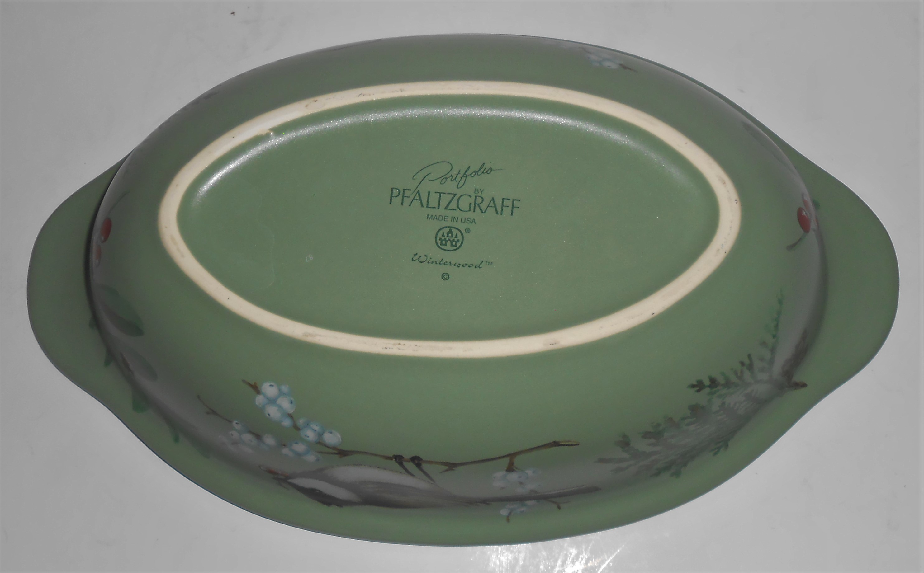 Pfaltzgraff Pottery Winterwood Green Oval Vegetable