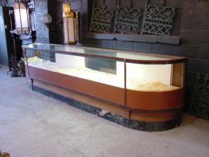 counter/showcase