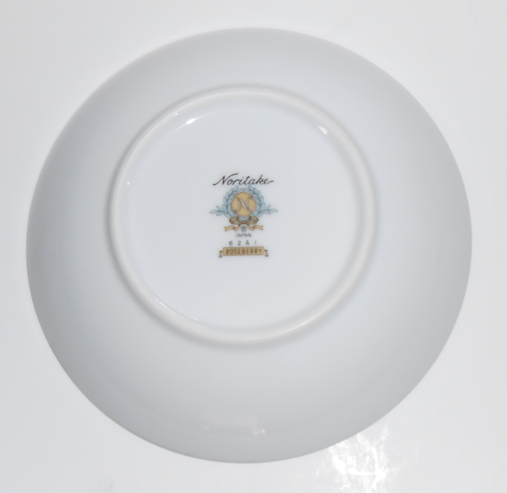 Noritake Porcelain China Roseberry 6241 w/Platinum Fru