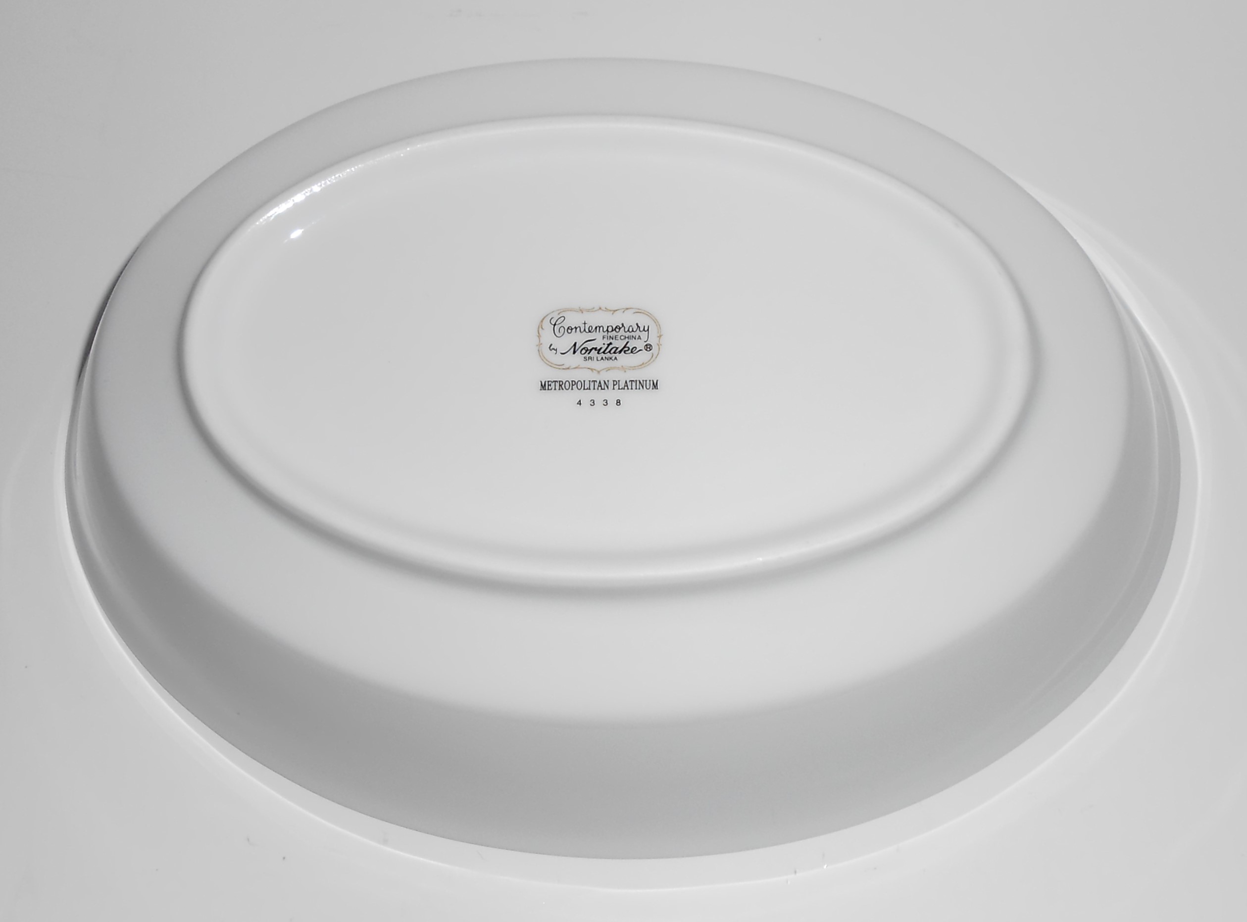 Noritake Porcelain China #4338 Metropolitan Platinum Ov