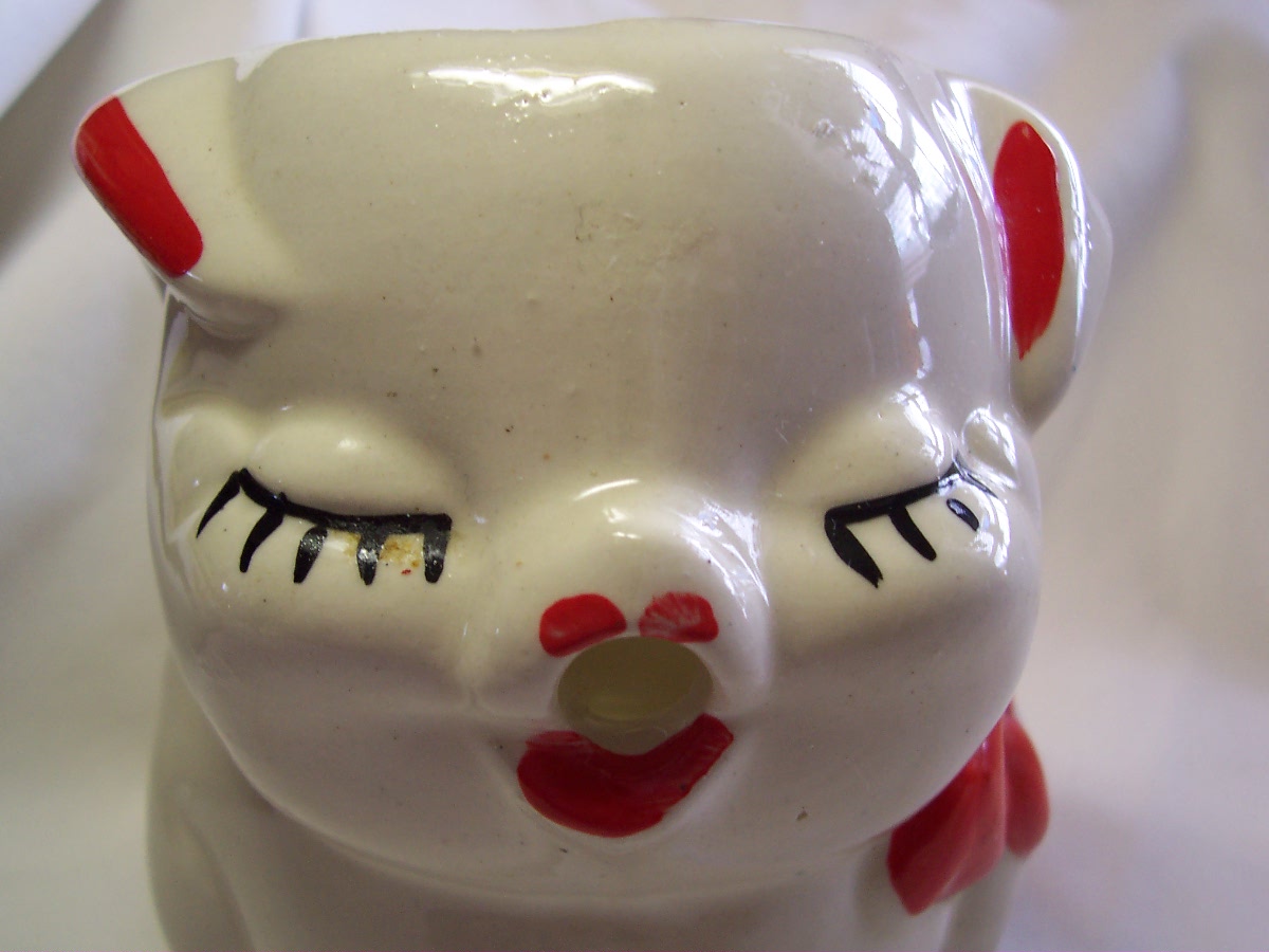 Shawnee Pig Pitcher Creamer Red Bow USA