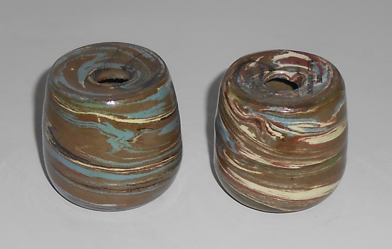 VINTAGE Desert Sands Art Pottery Salt & Pepper Shaker S