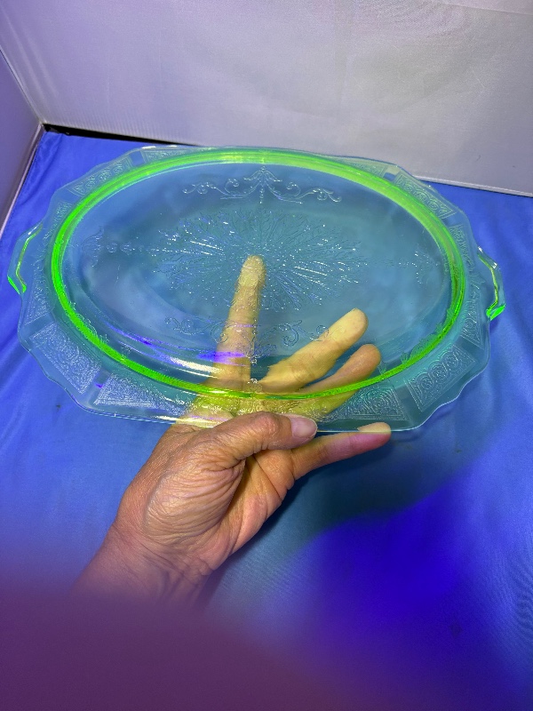 Anchor Hocking Uranium Glass Princess Pattern Oval Closed Handle Tray 12"