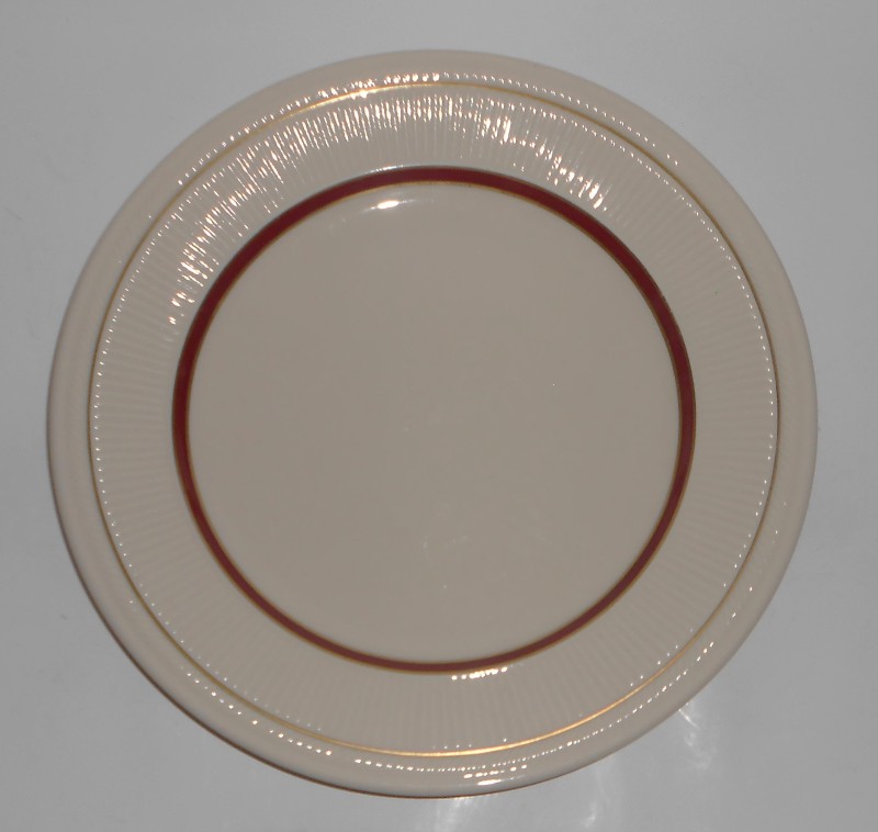 Shenango Restaurant Ware China Maroon w/Gold Bands Dinner Plate