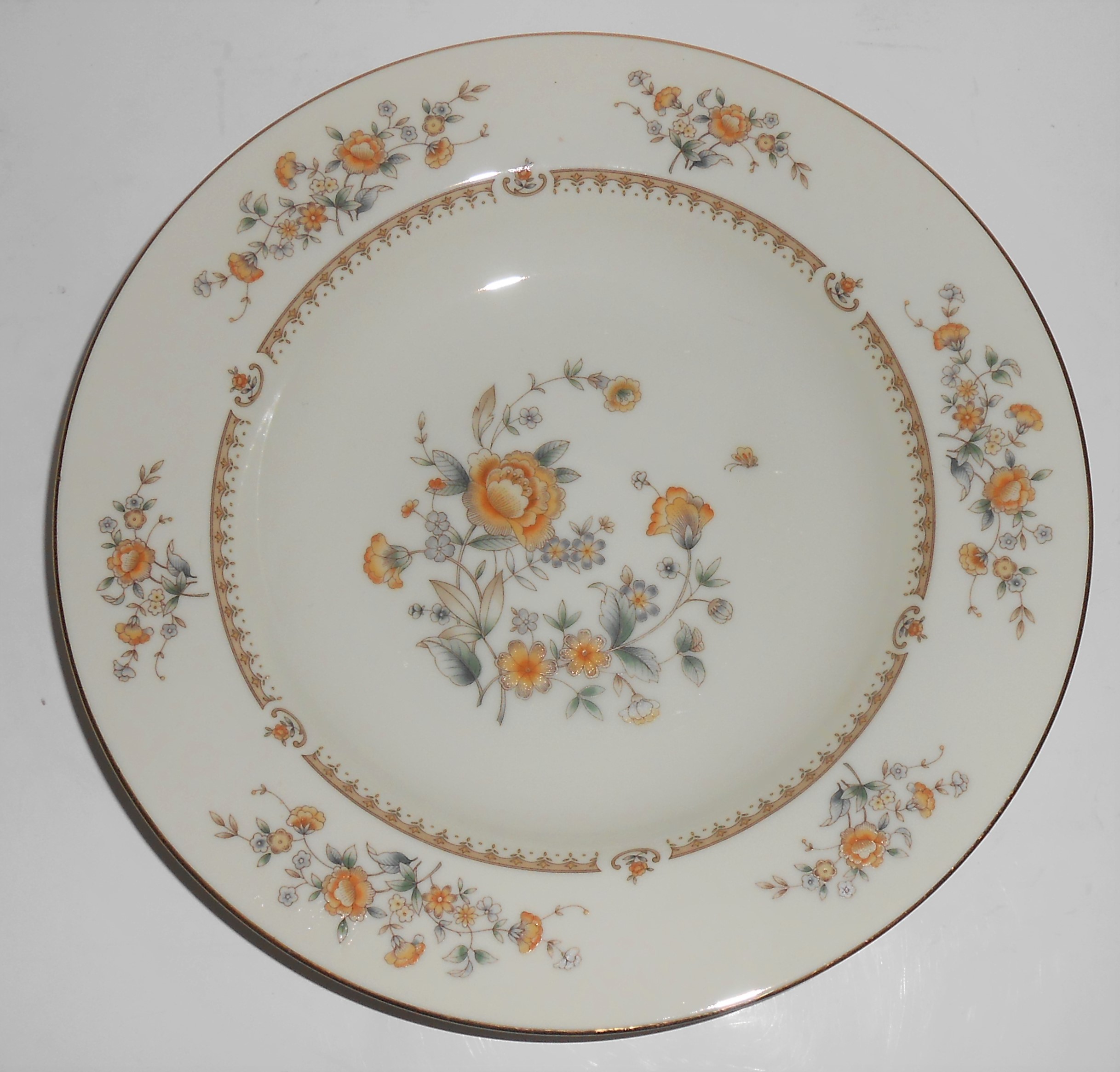 Mikasa Ivory China Peony Rose Gold M2003 Rimmed Soup