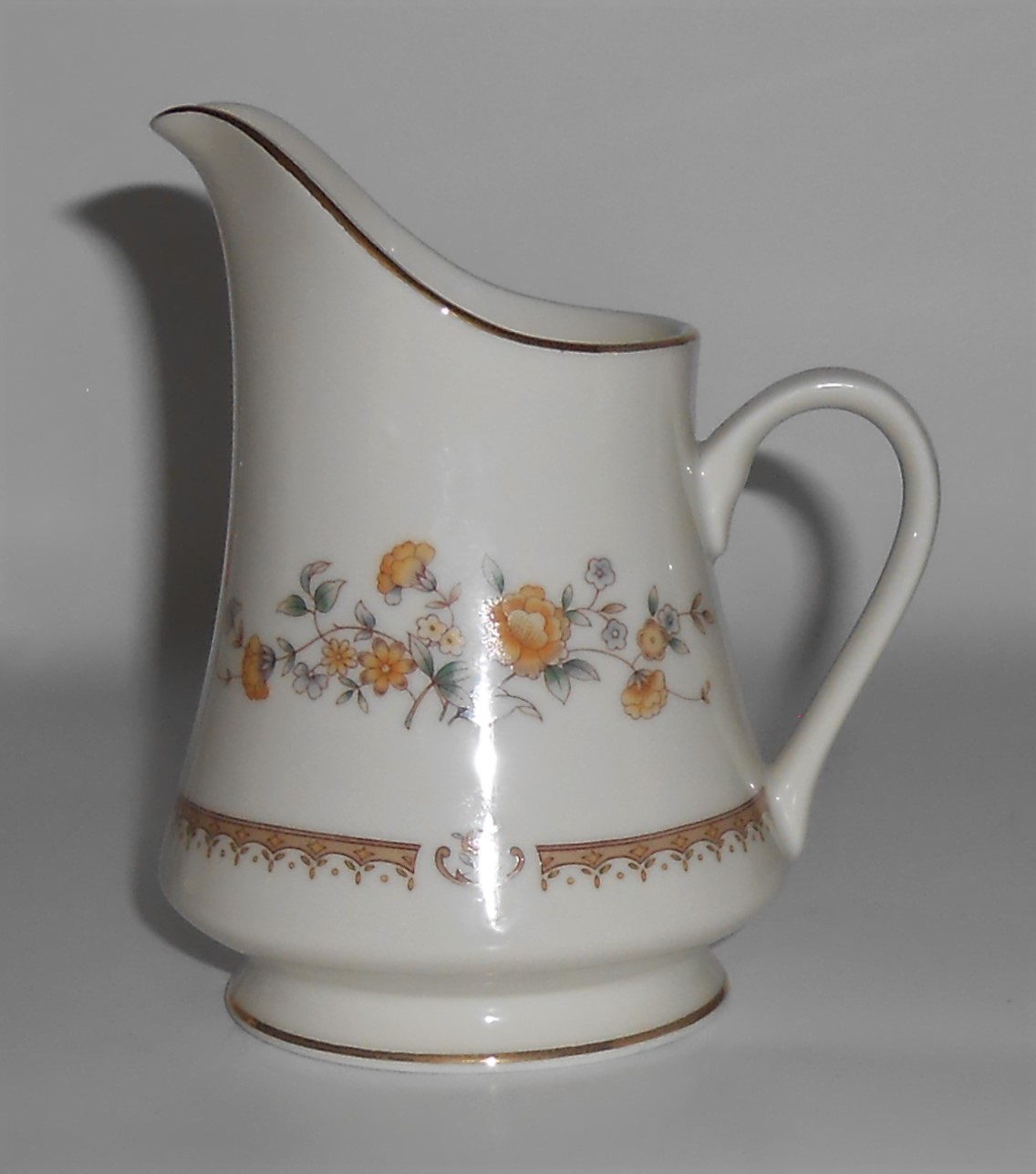 Mikasa Ivory China Peony Rose Gold M2003 Creamer