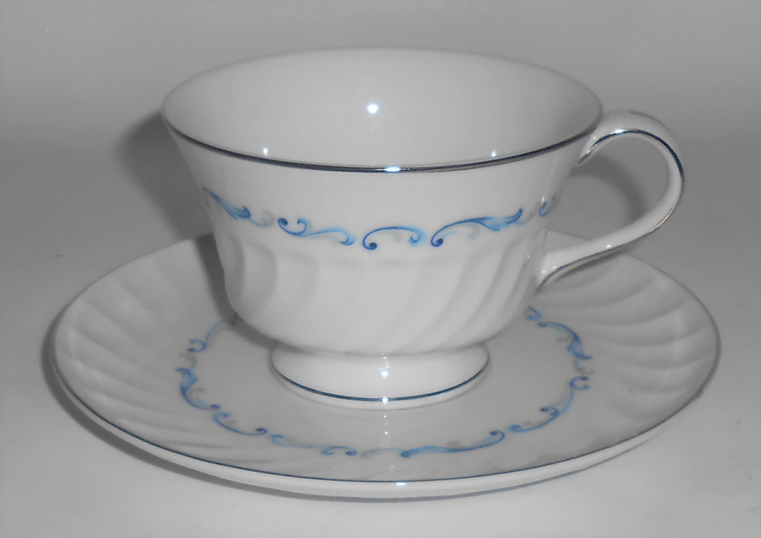 Celebrity Porcelain China Evening Tide Platinum Cup & S