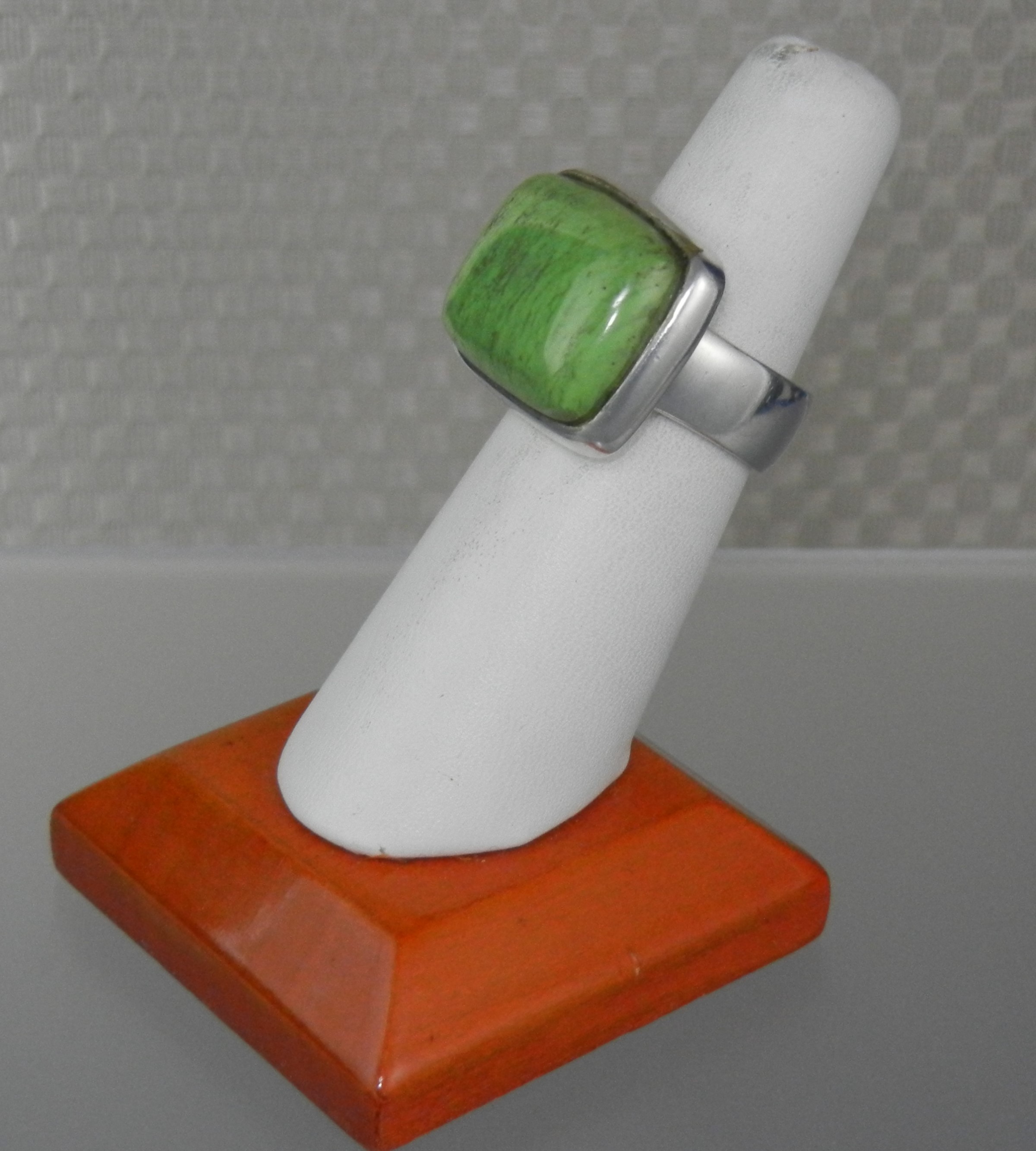 Peyote Bird Sterling Silver and Gaspeite Ring