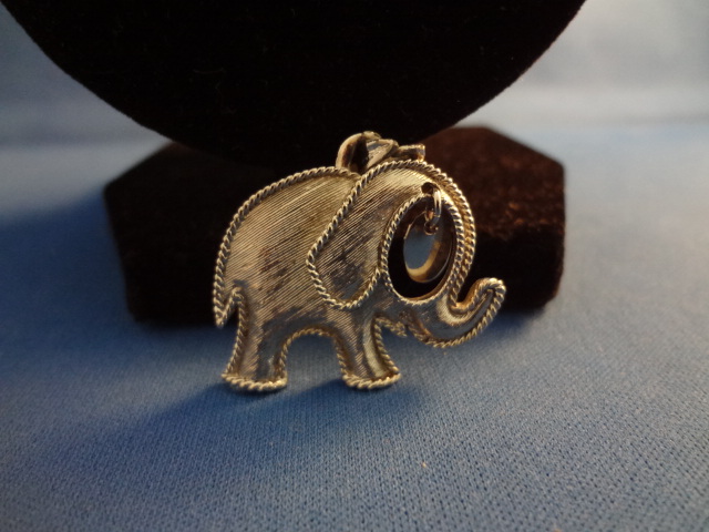 Silver Elephant Pendant