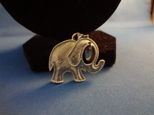 Silver Elephant Pendant