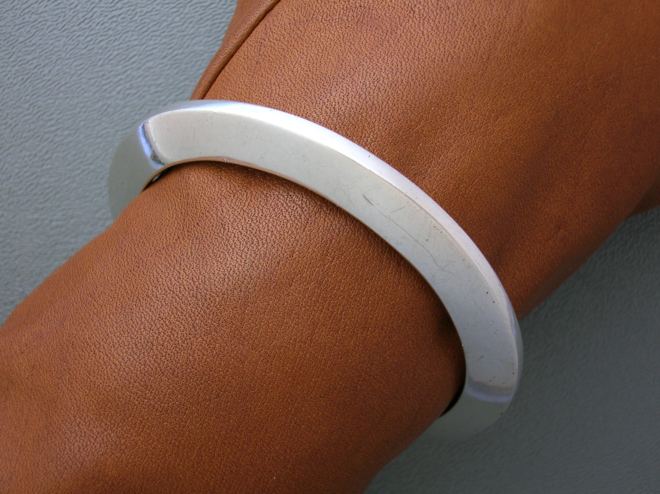 ZINA Beverly Hills Sterling Silver bangle Bracelet
