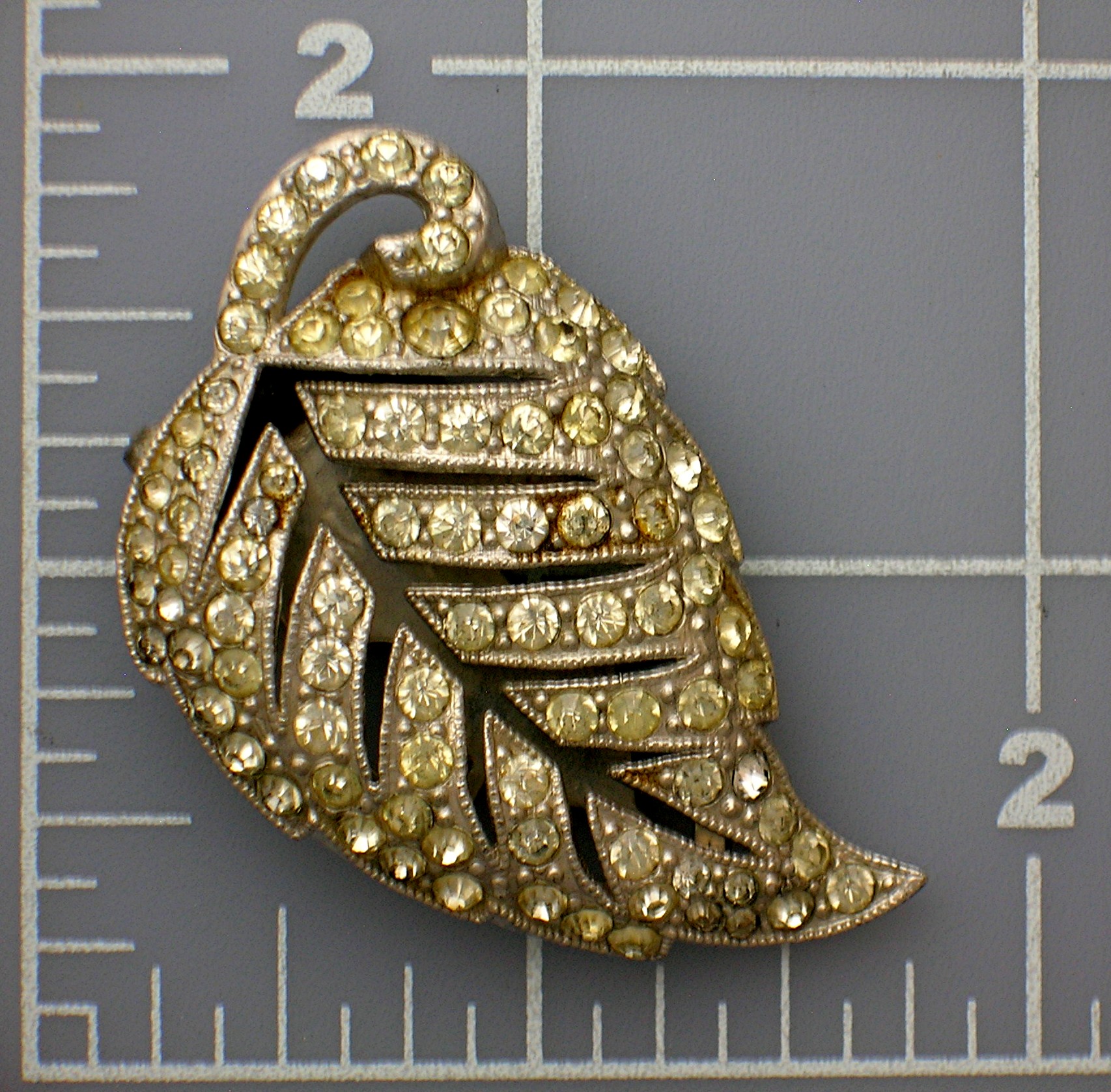 Dress Clip Rhinestone Leaf 50s Silvertone