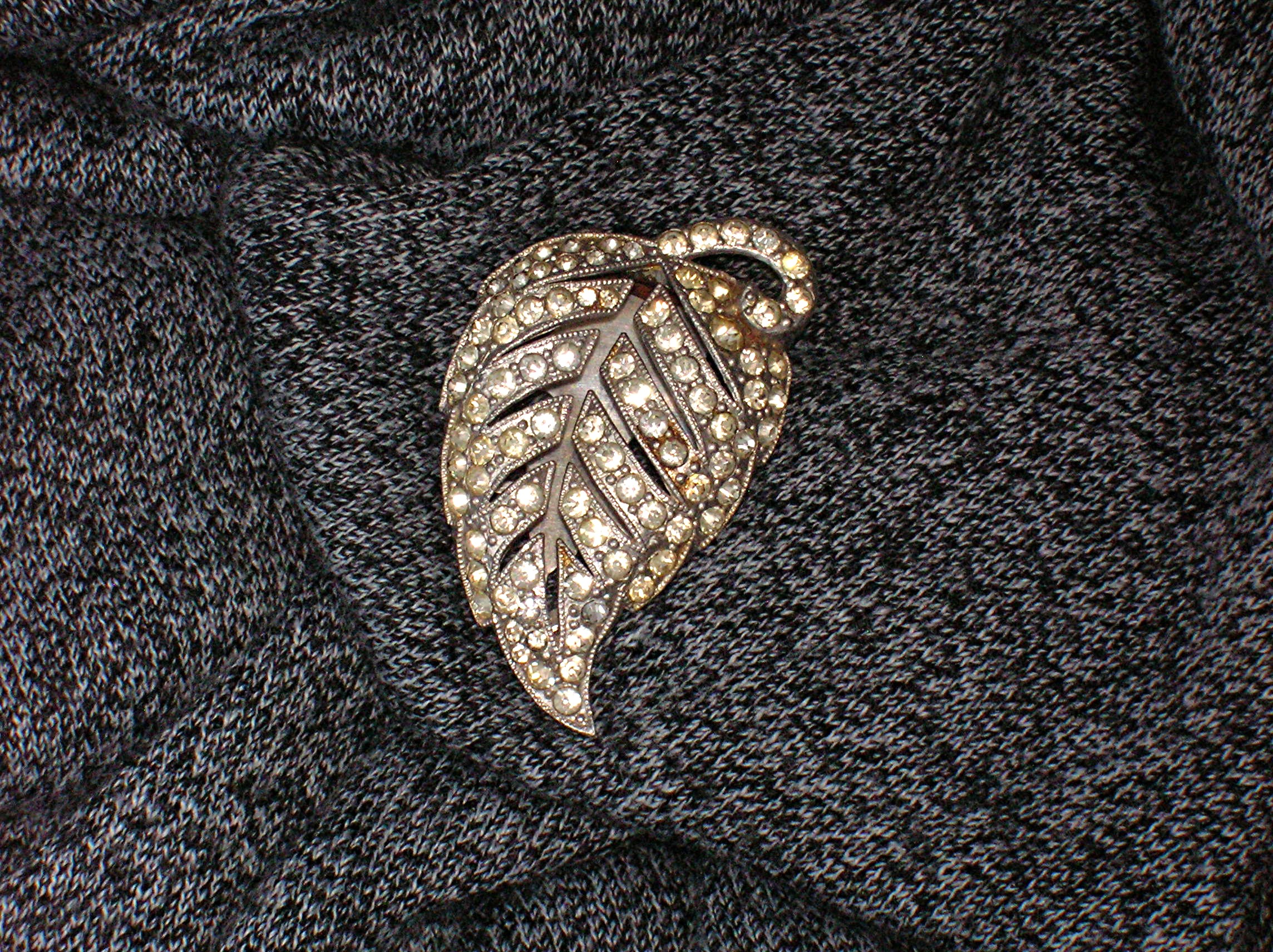 Dress Clip Rhinestone Leaf 50s Silvertone