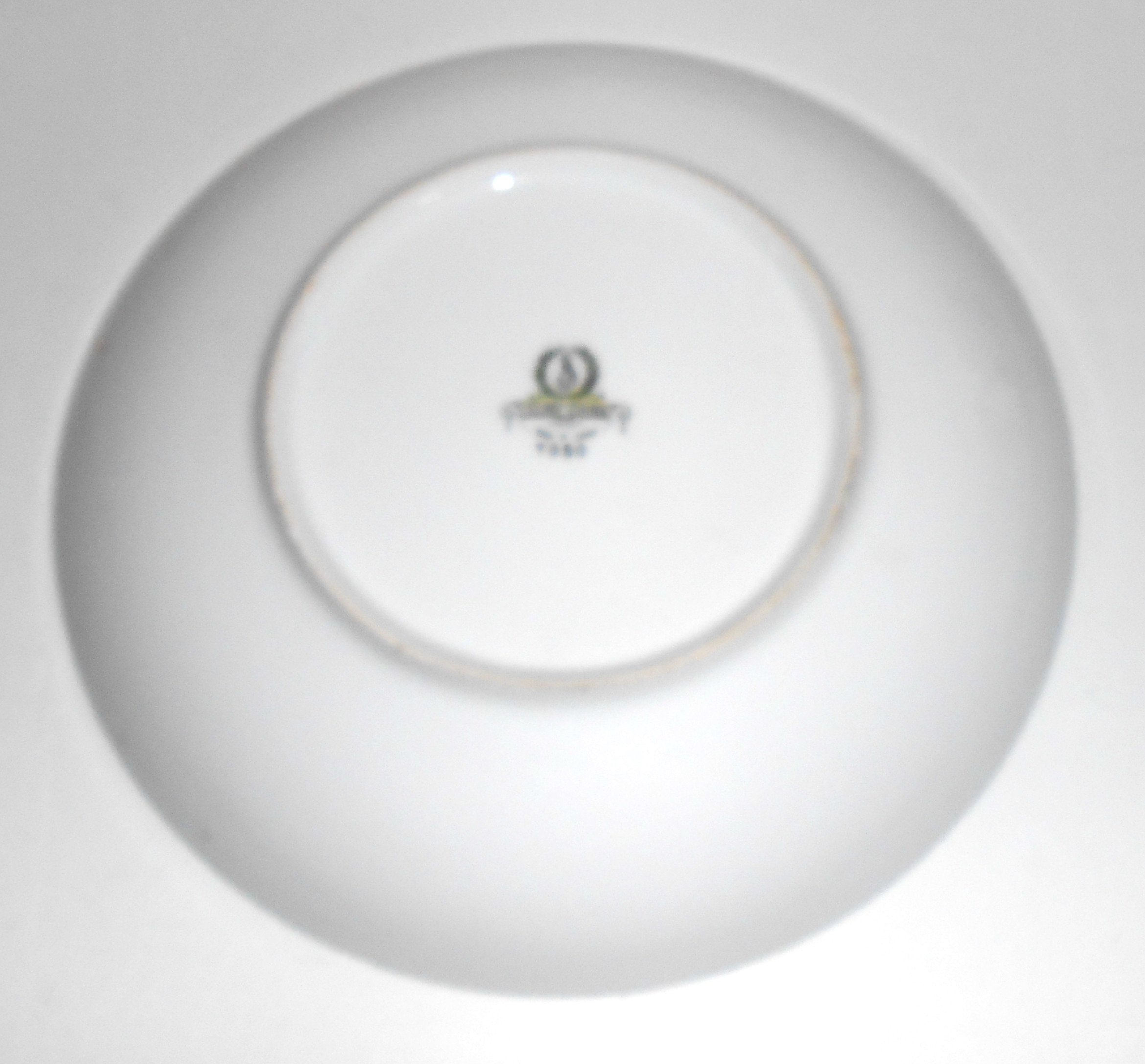 Sone China Platinum Grain Plume Decorated Soup Bowl!