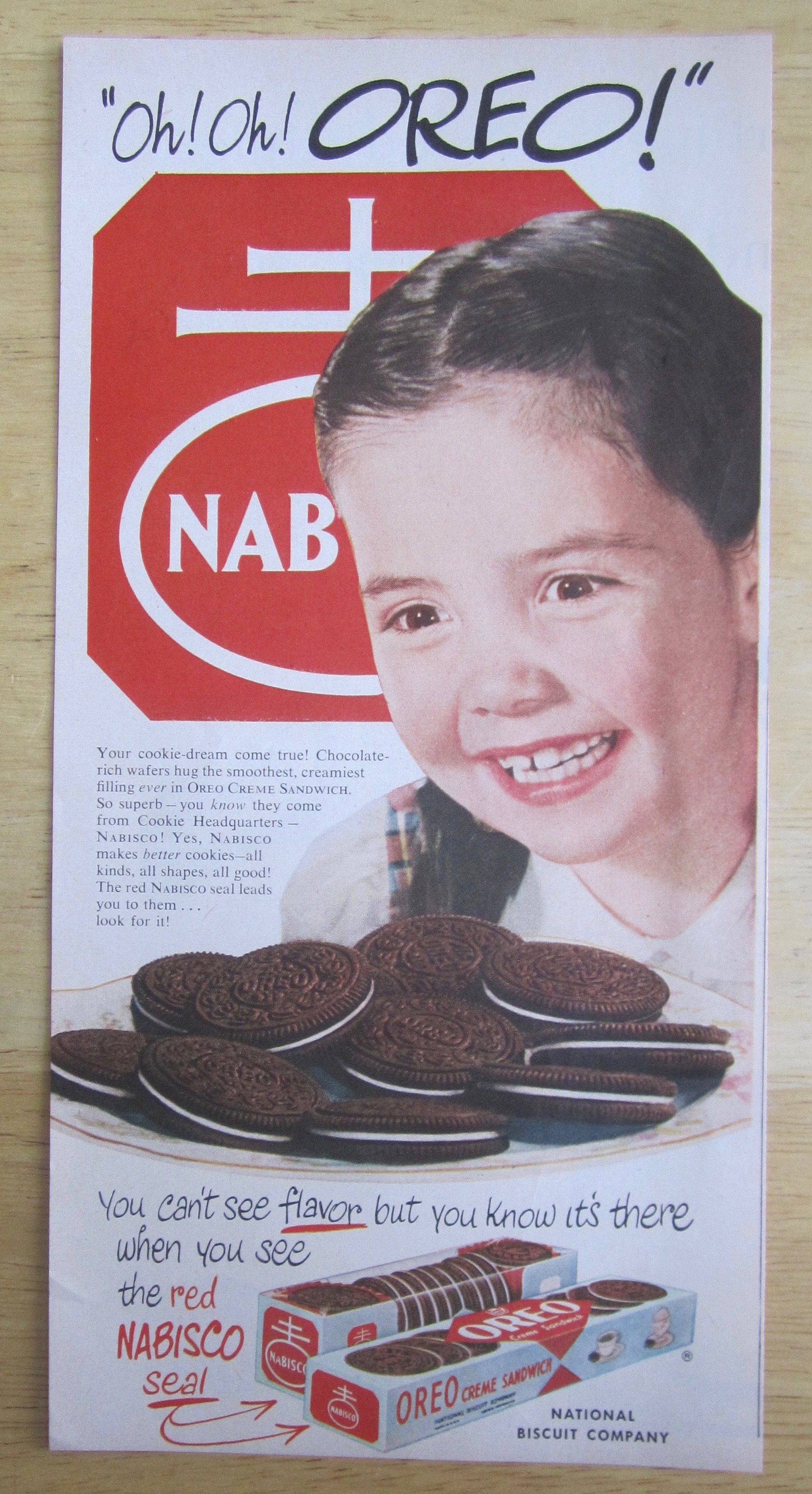 1951 Nabisco Oreo Creme Sandwich Cookie w/Girl Smiling