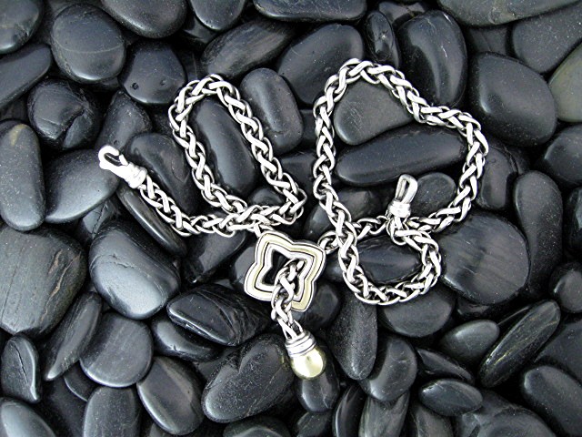 DAVID YURMAN 18K Gold Sterling Silver Necklace