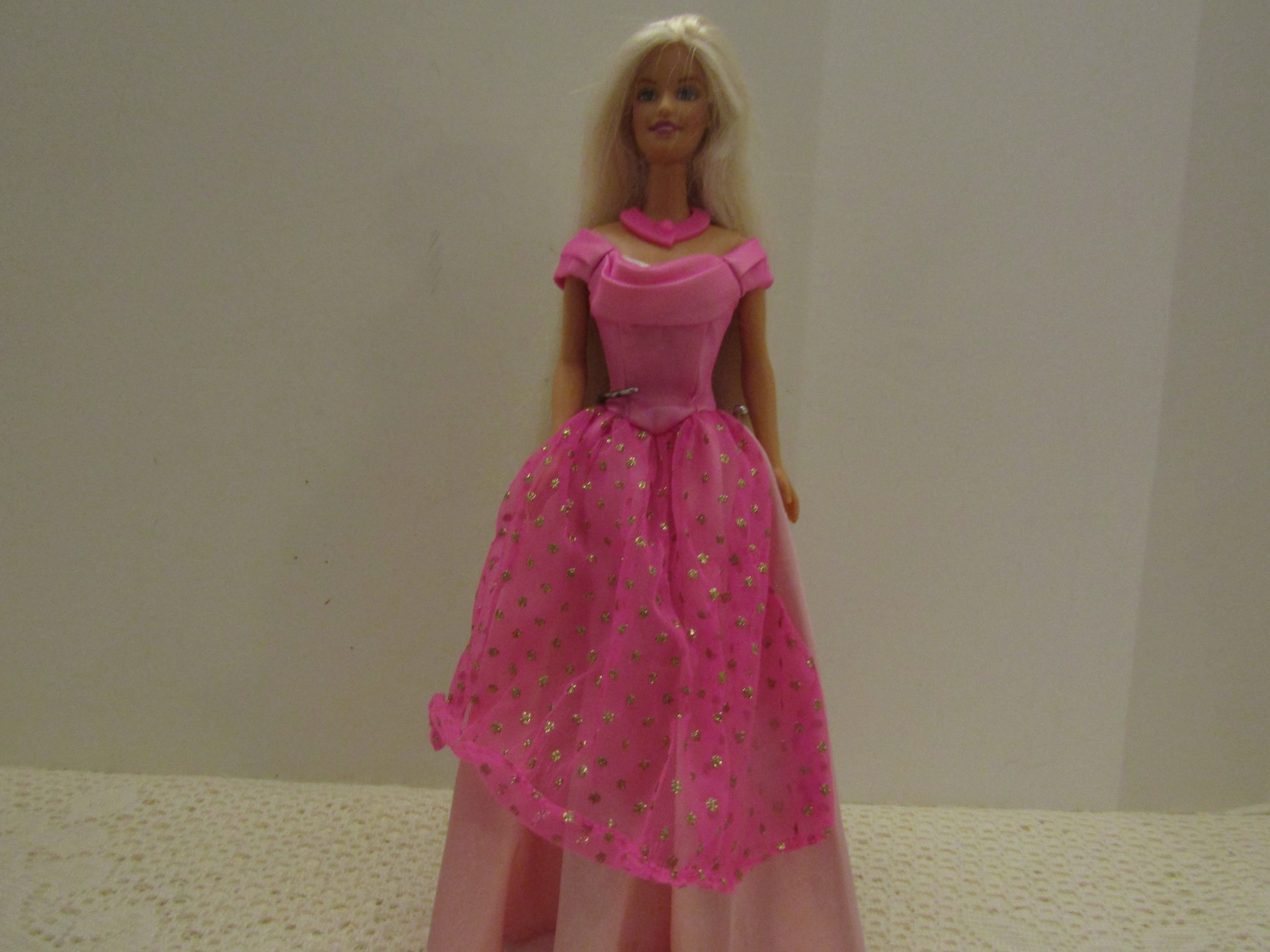 Vintage 1966/1998 Fashion Doll China 1