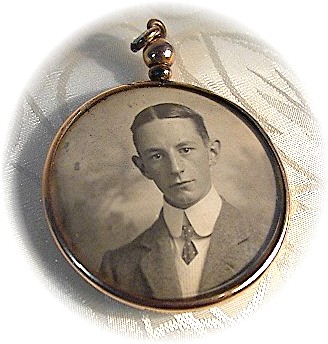 Gold Fill Rose Gold English  Large Picture Locket