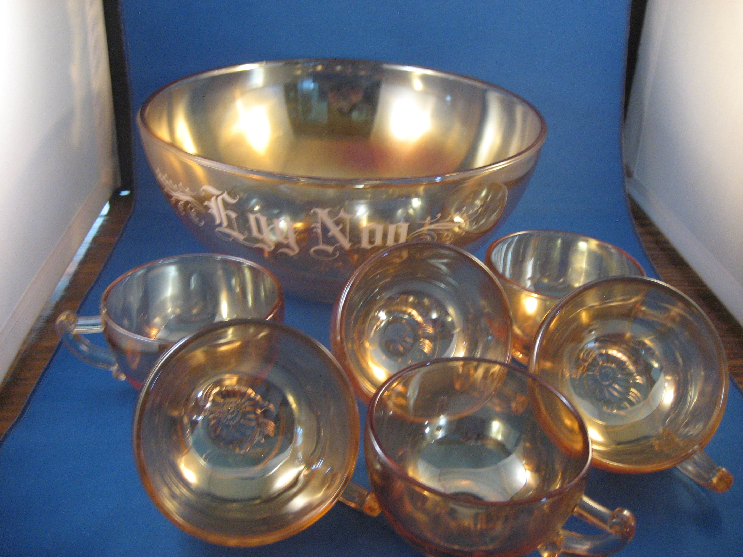 Egg Nog Bowl and Cups