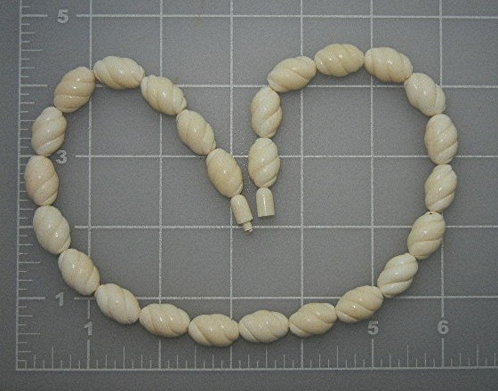 Bone Ivory Carved Beads Necklace 50s