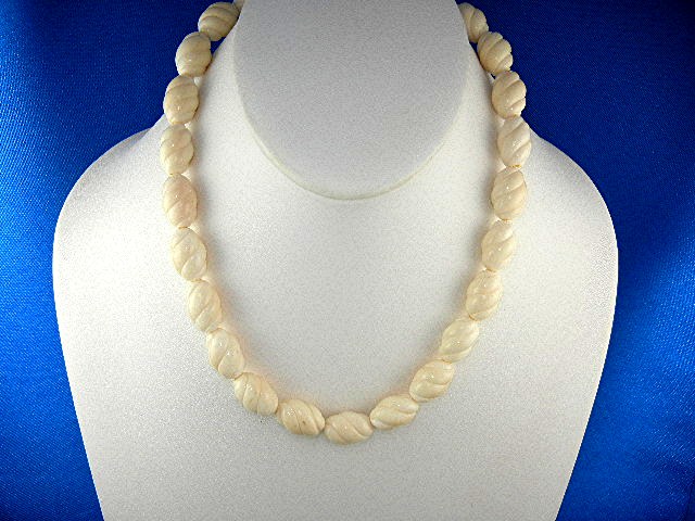 Bone Ivory Carved Beads Necklace 50s