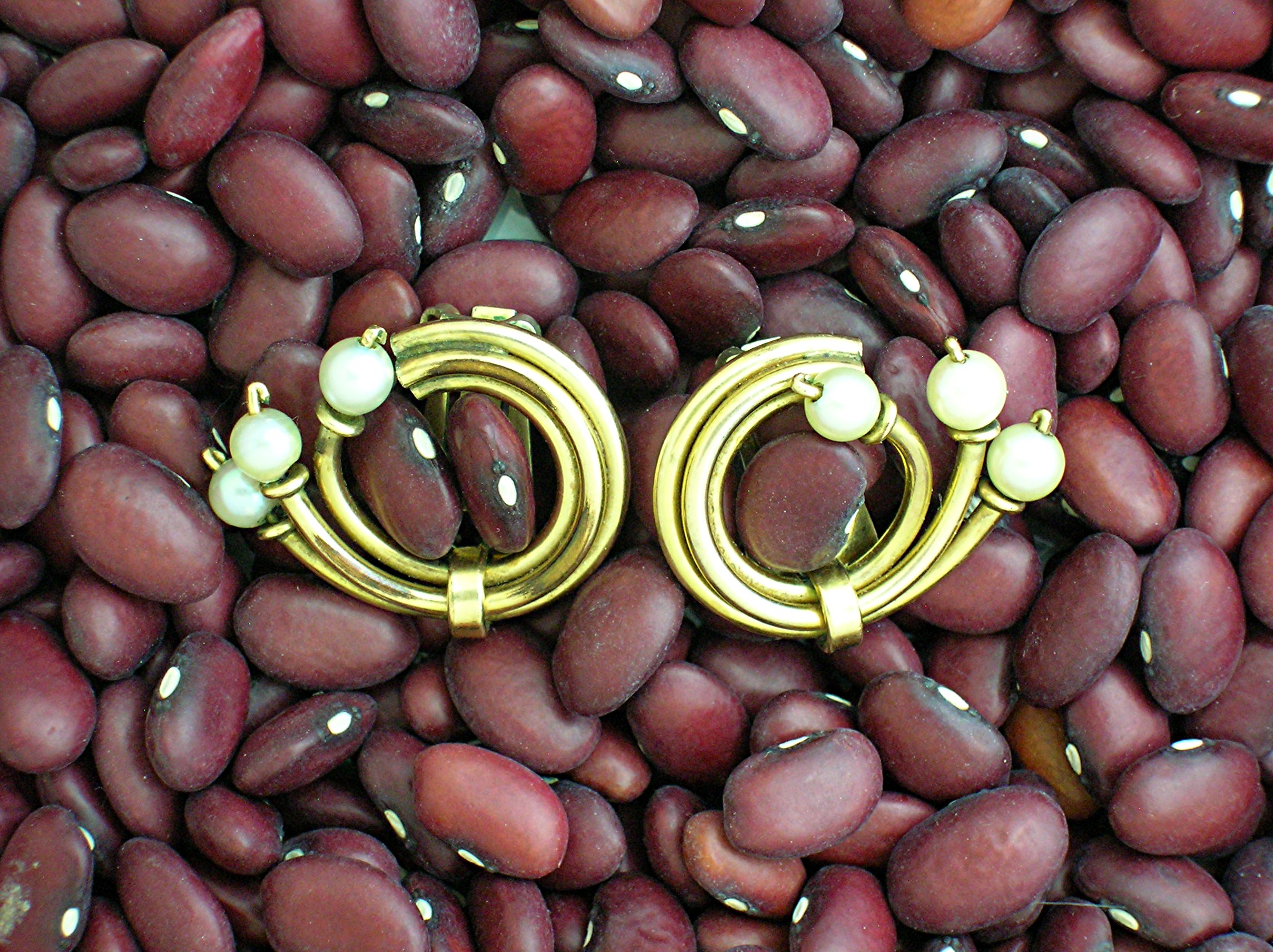 Cultured Pearl 1/20 12K Gold Fill Clip Earrings