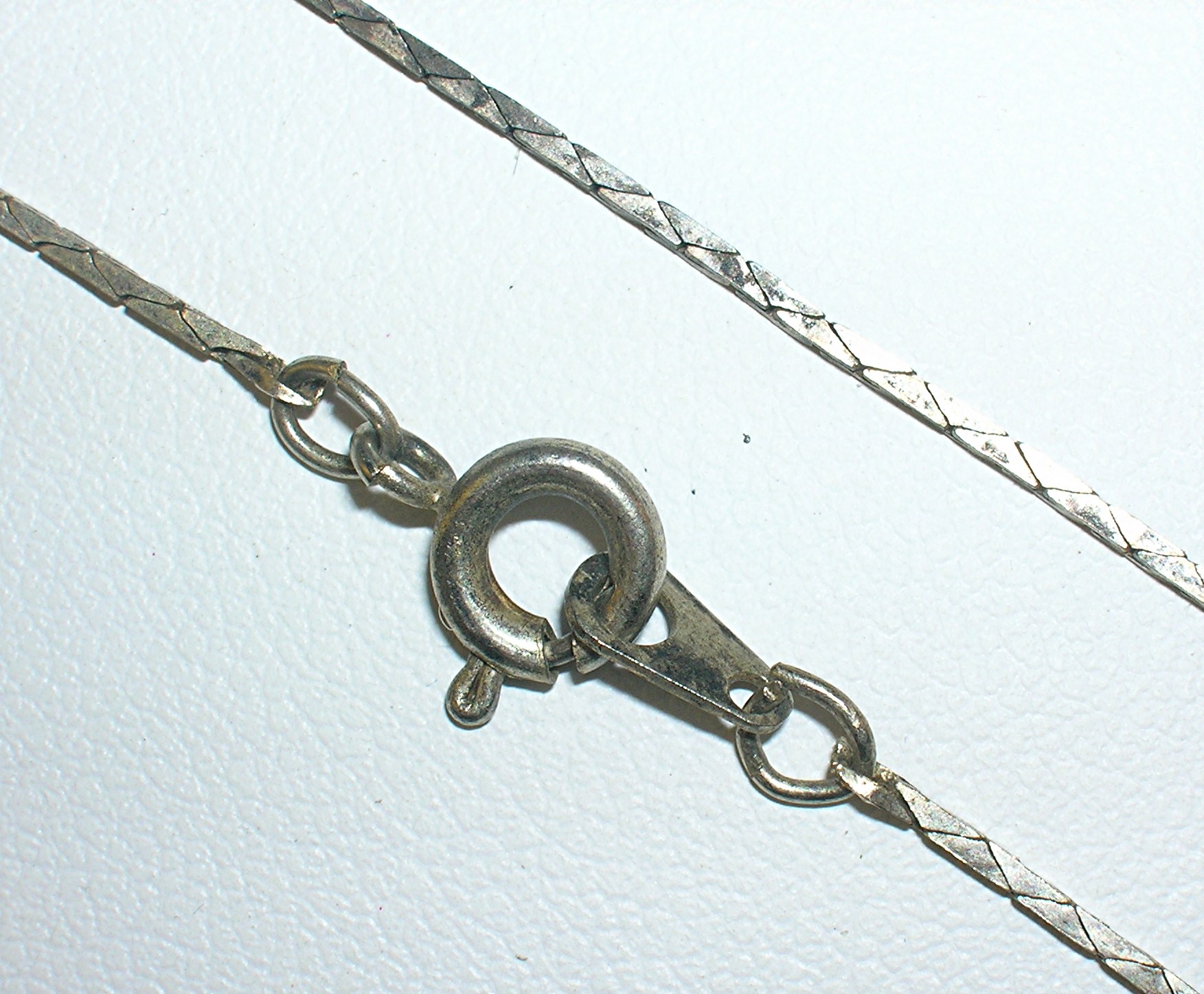 4 Sterling Silver Necklaces 1 Pearl 1 Glass 2 Silverto.