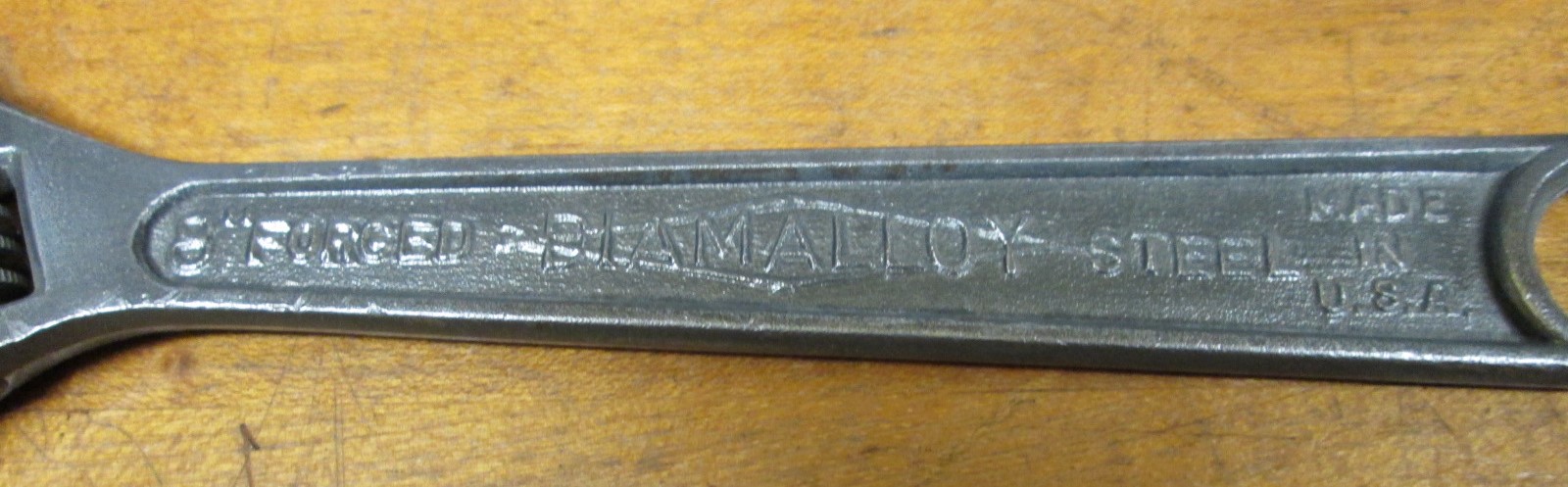 Diamond Horseshoe Adjustable Wrench 8 inch