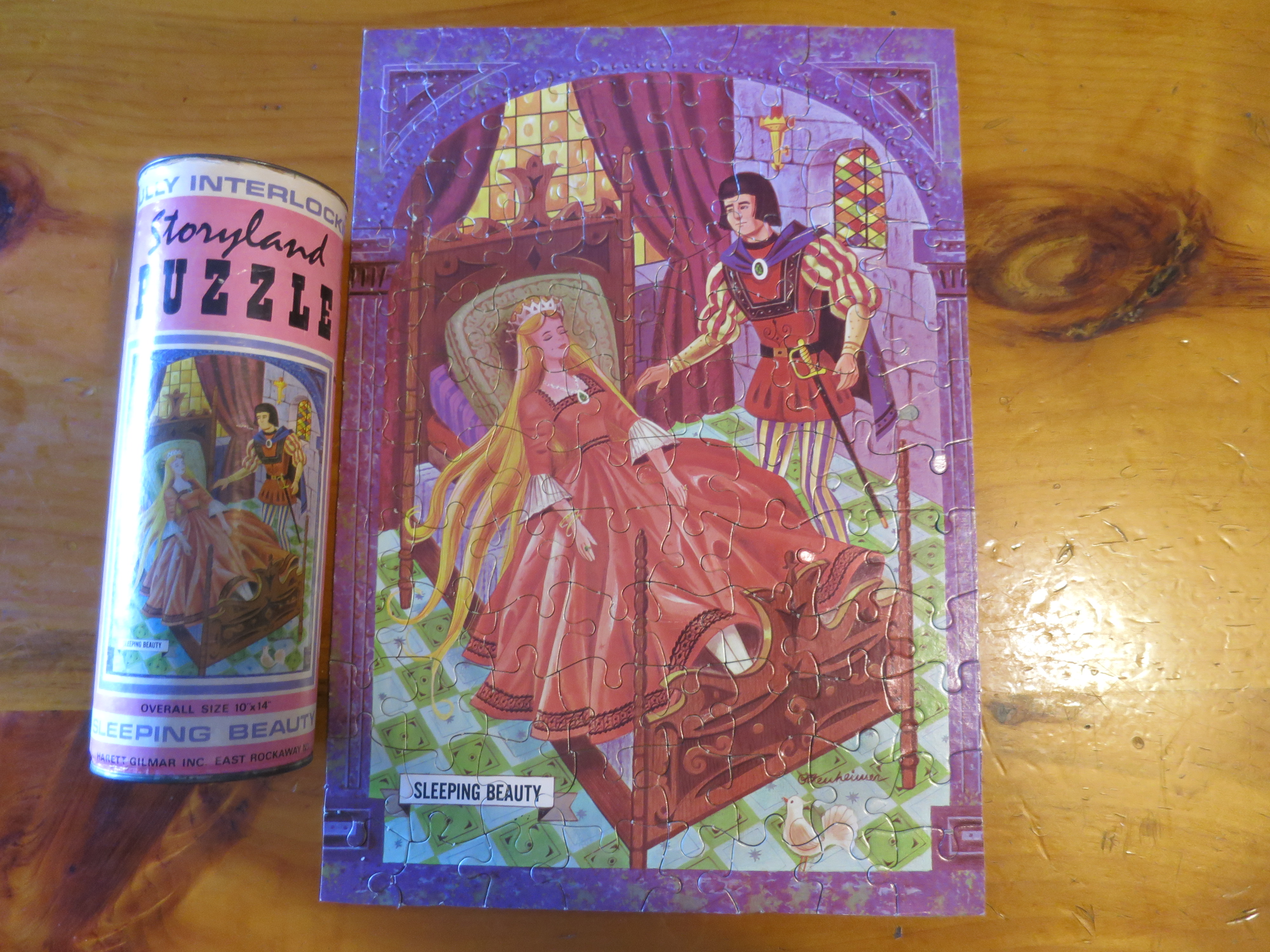 Sleeping Beauty Puzzle Storyland vintage 1960s