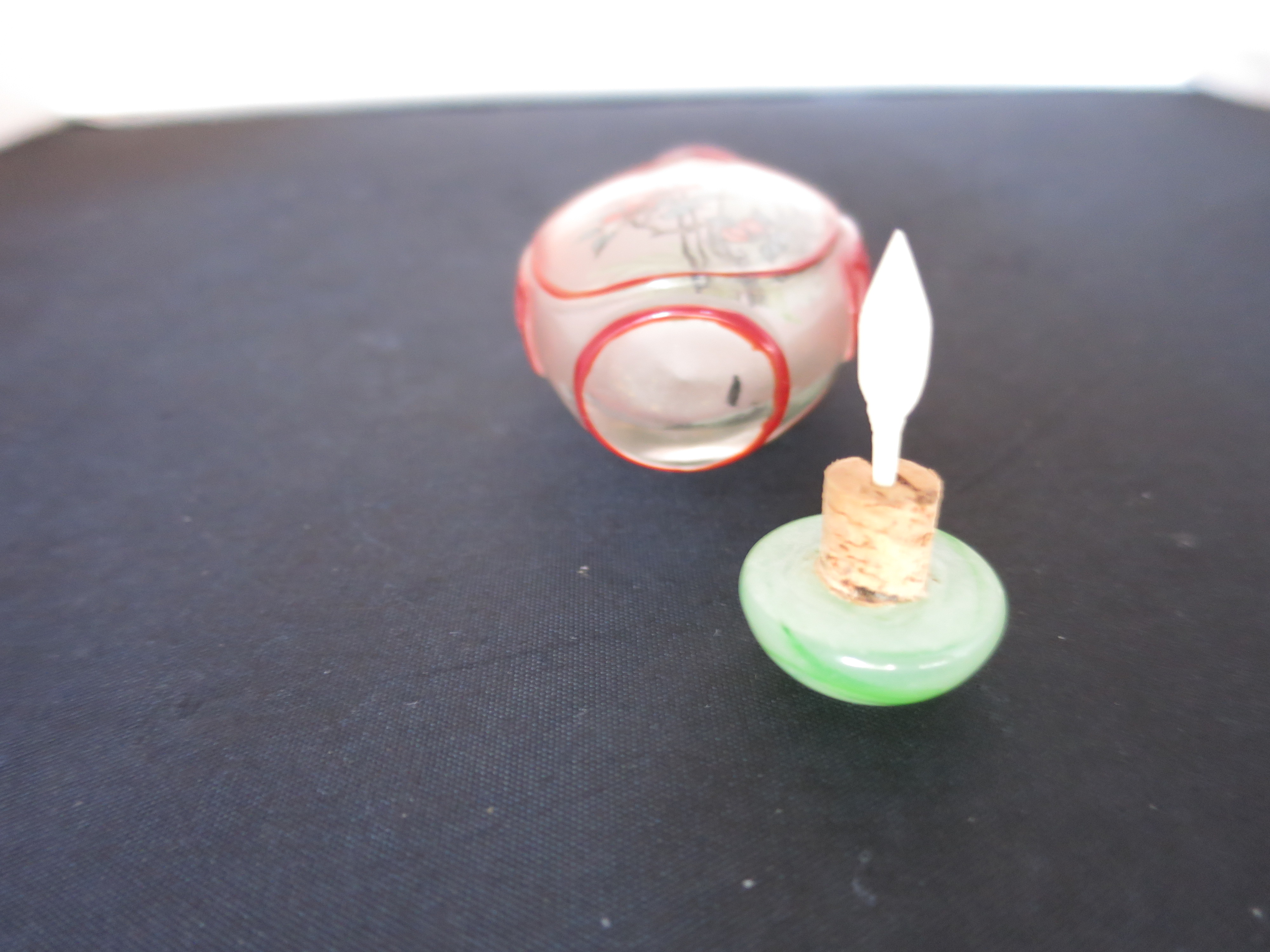 Chinese Snuff Bottle Reverse Painted Cased Overlay