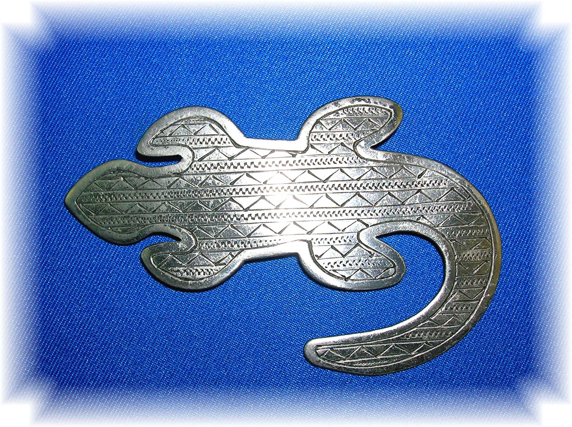 Signed JJ 1988 Pewter Lizard Pin Brooch